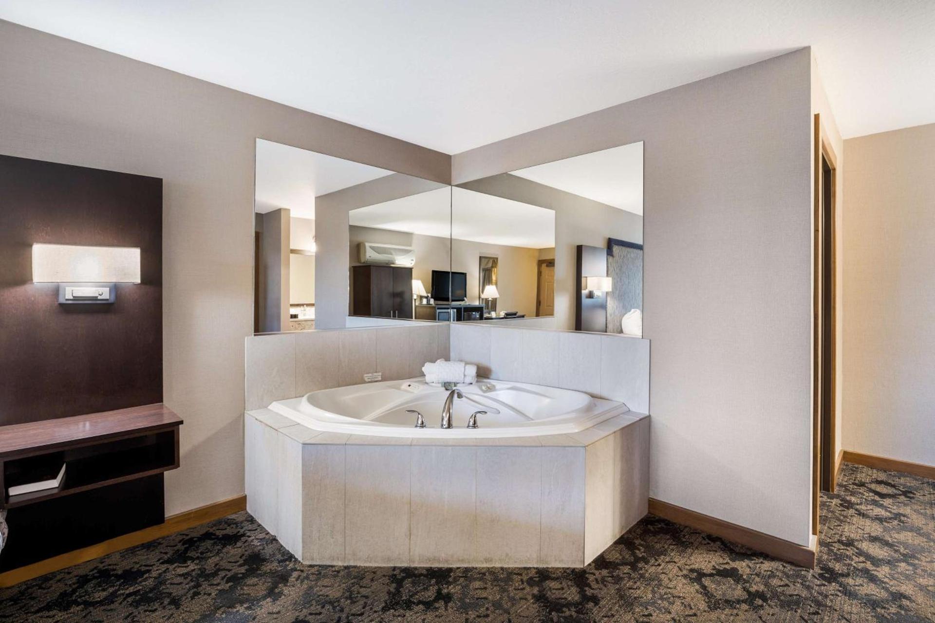 Best Western Windsor Inn photo 14