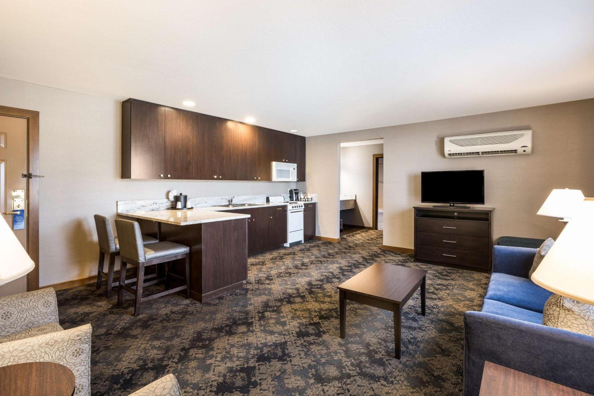 Best Western Windsor Inn photo 15