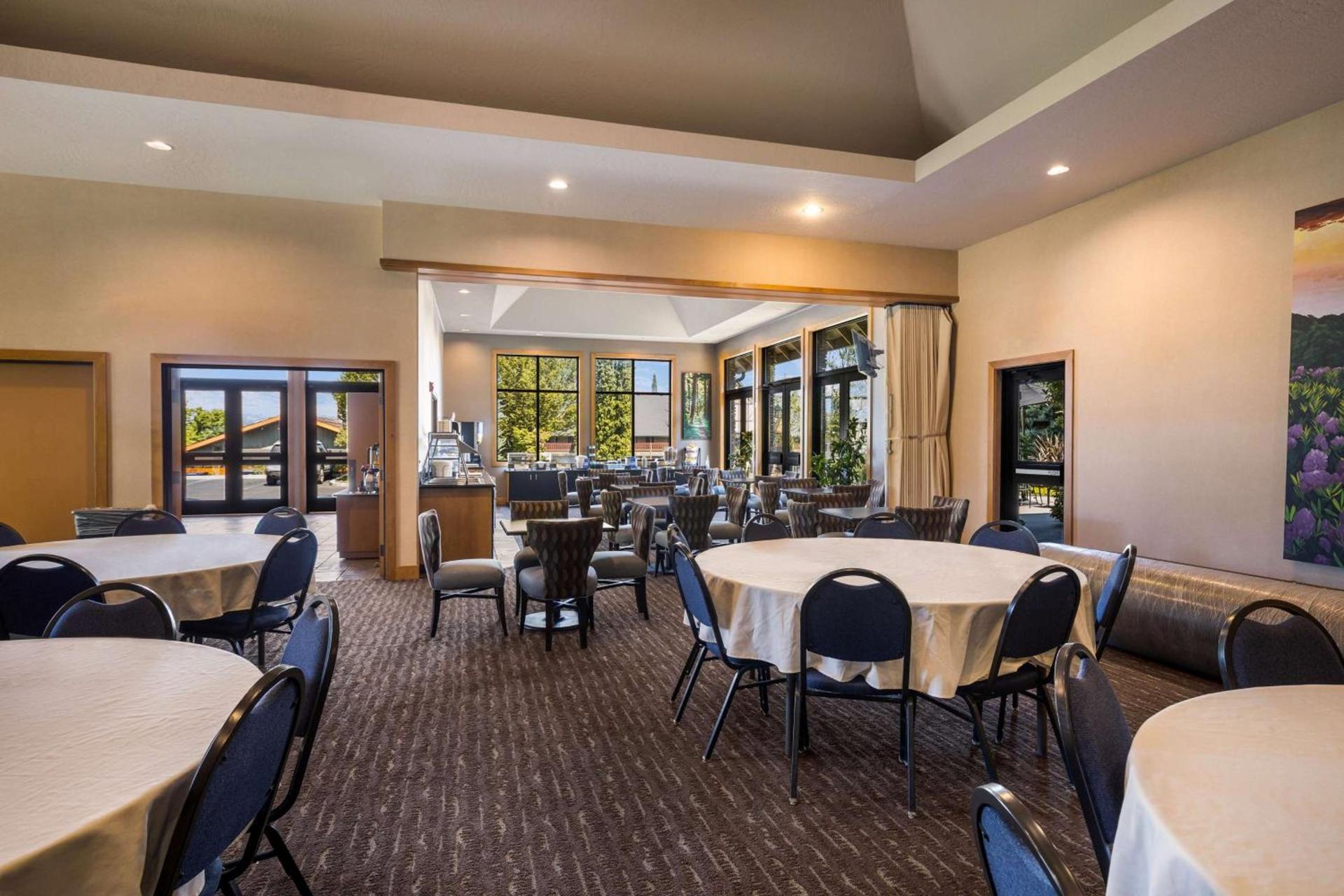 Best Western Windsor Inn photo 49