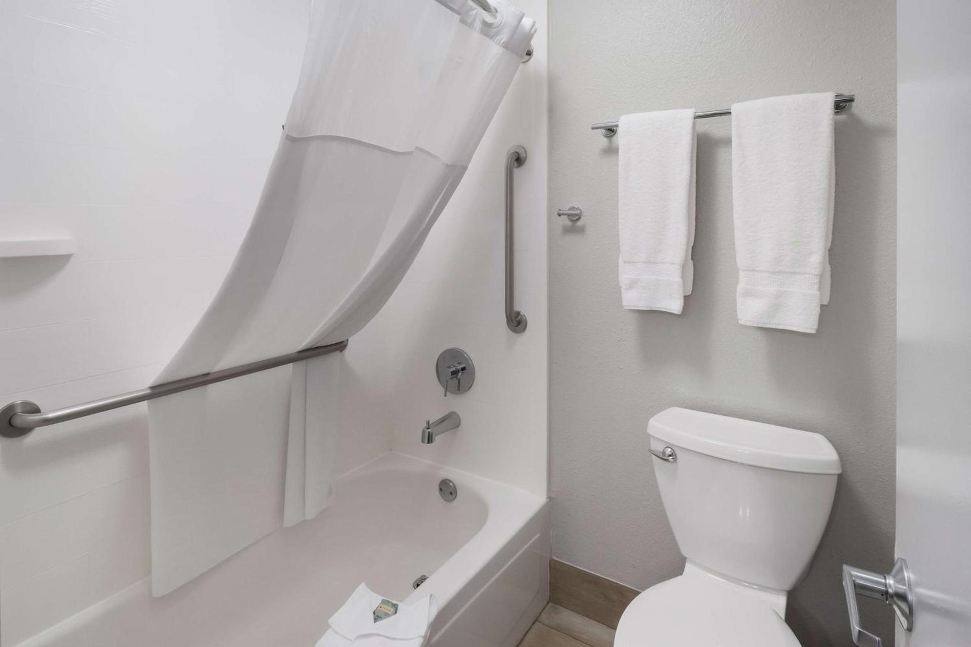 Best Western McMinnville Inn photo 19