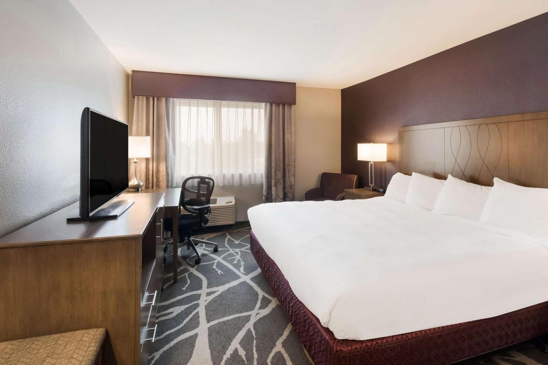 Best Western McMinnville Inn photo 32