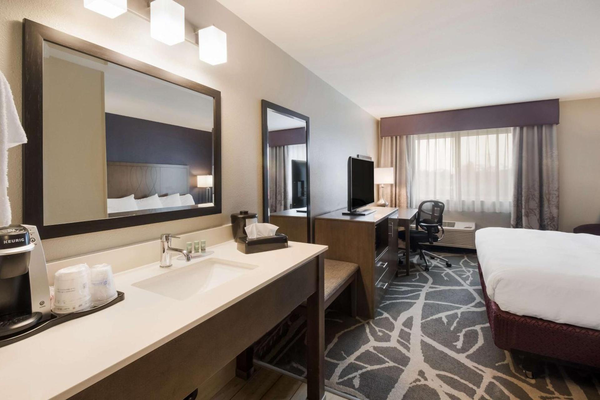 Best Western McMinnville Inn photo 34