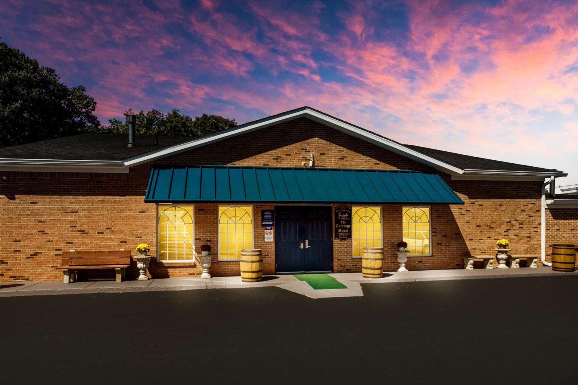 SureStay Hotel by Best Western Bardstown General Nelson photo 29