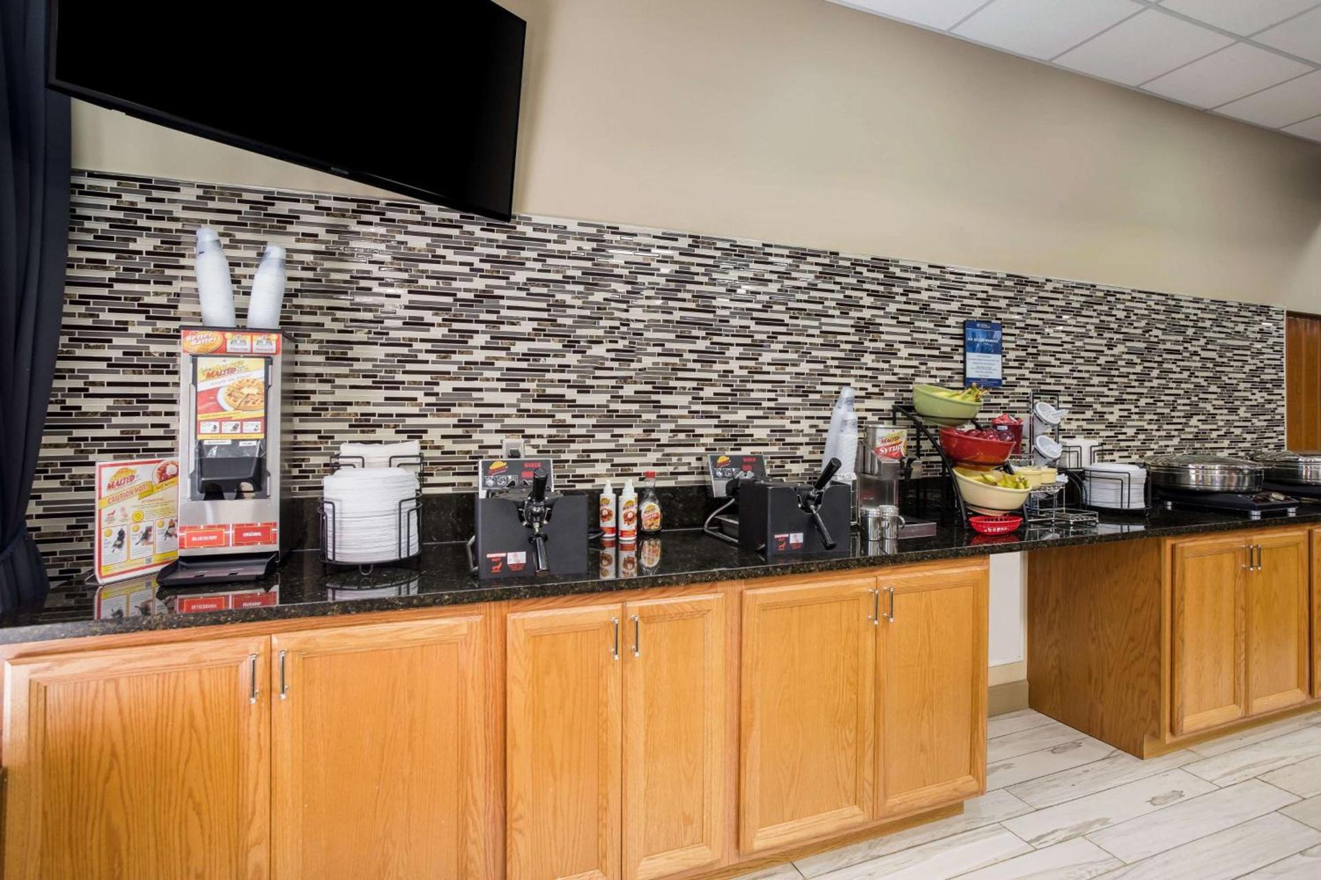 SureStay Hotel by Best Western Bardstown General Nelson photo 34