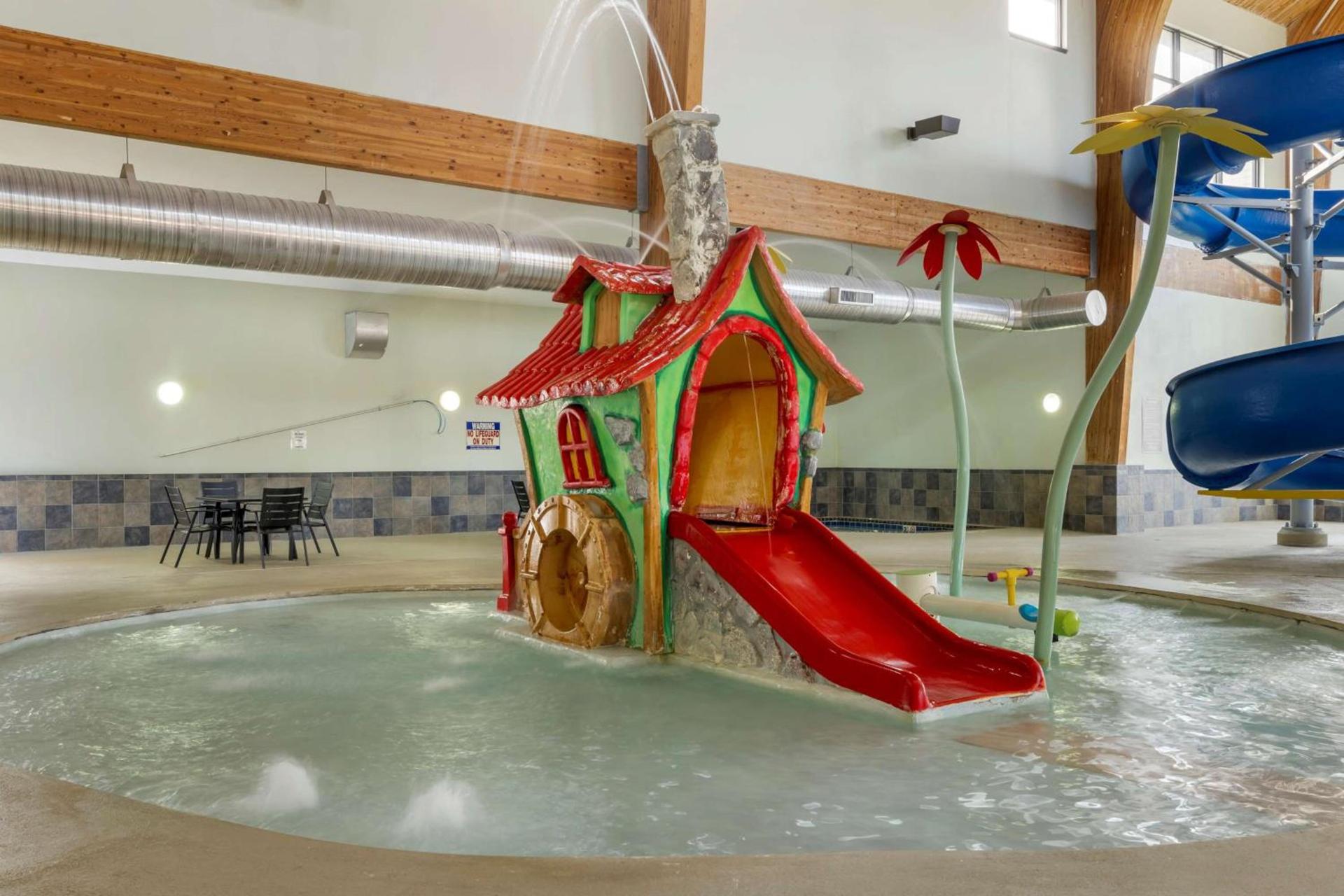 Best Western Watertown Inn & Suites photo 8