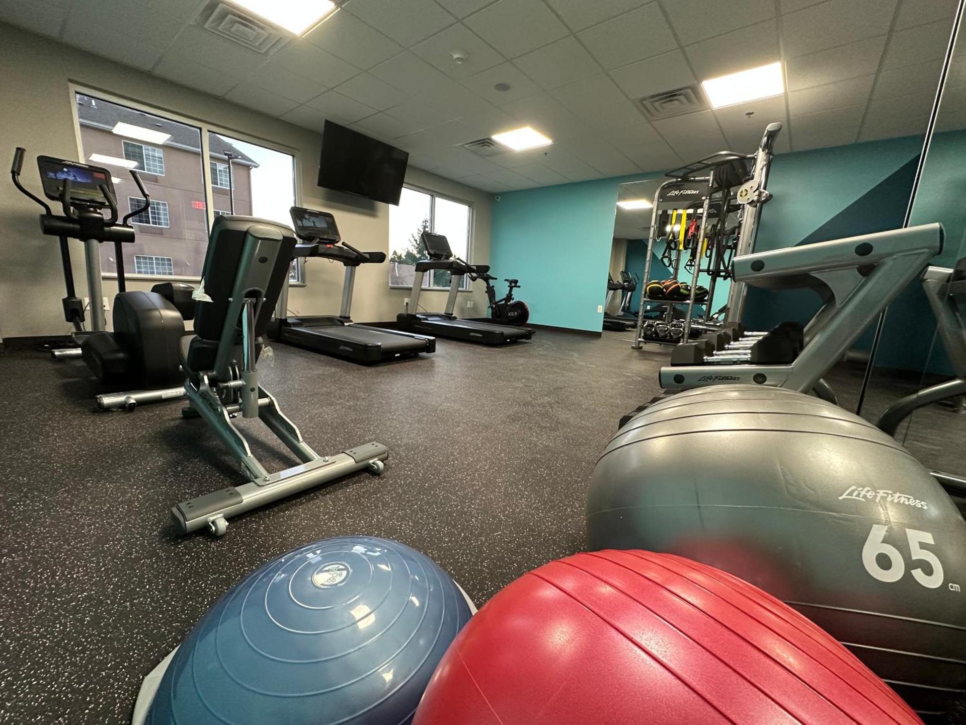 AVID Hotels - Fort Wayne North by IHG photo 13