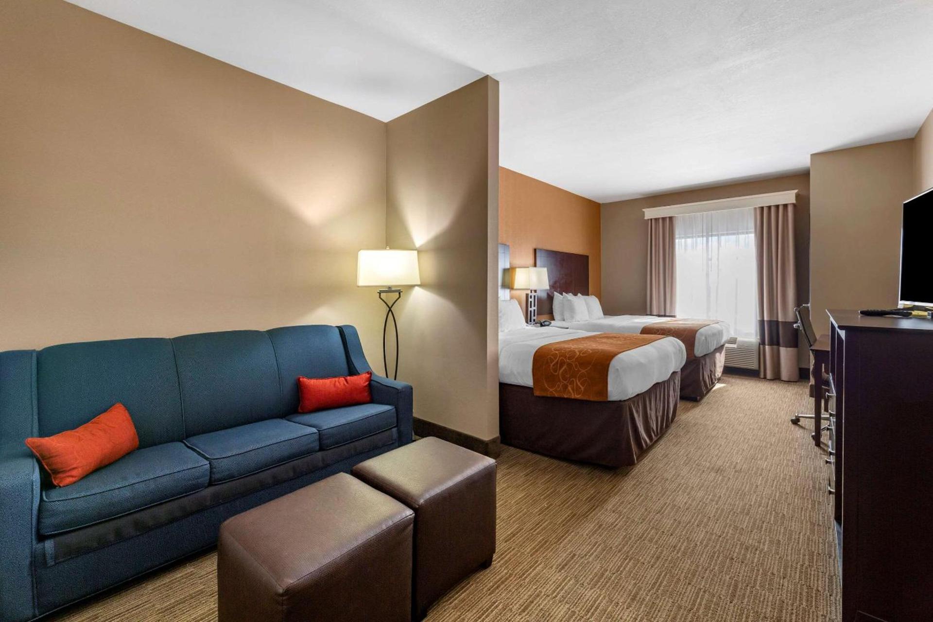Comfort Suites Perrysburg - Toledo South photo 10