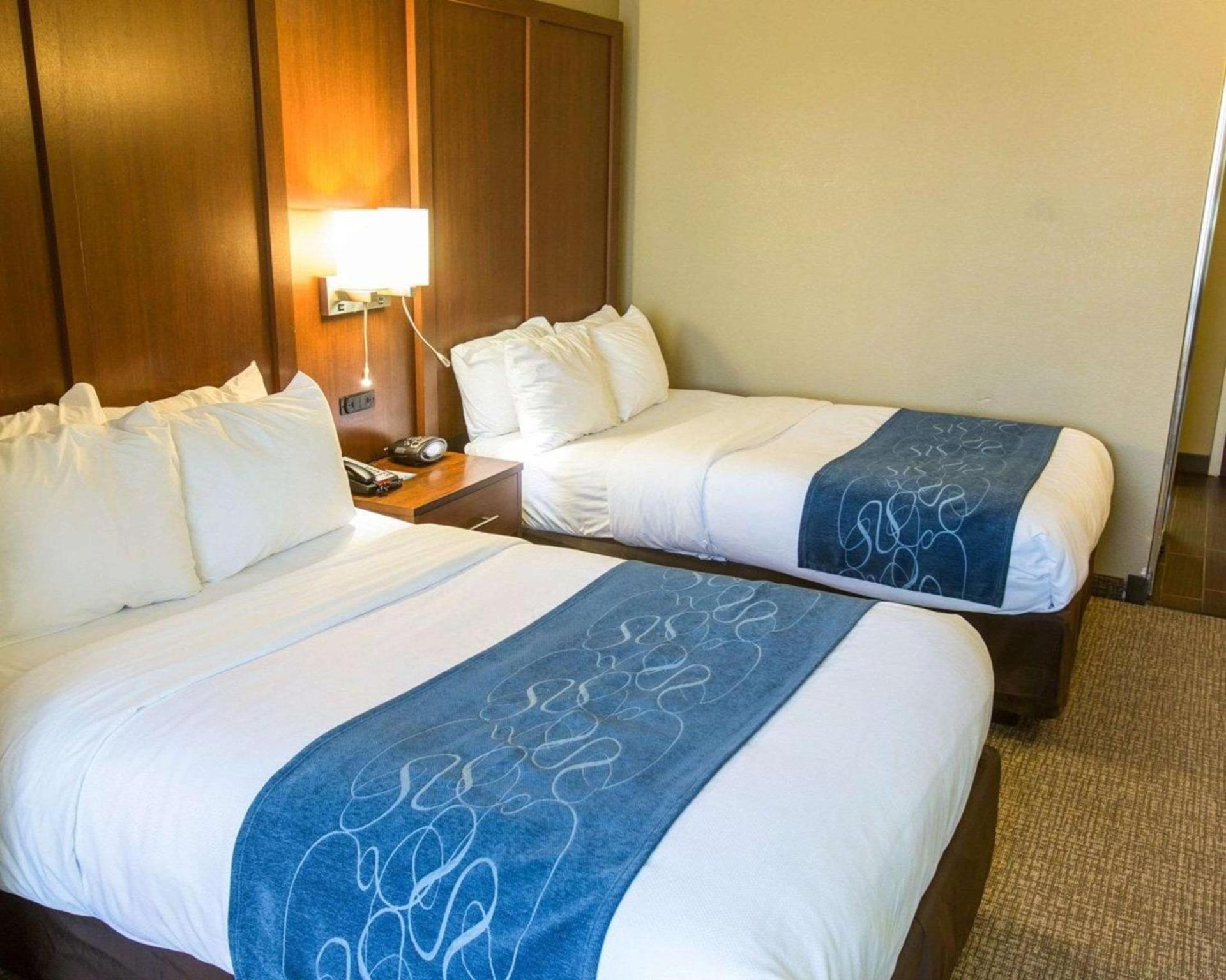 Comfort Suites Idabel photo 14