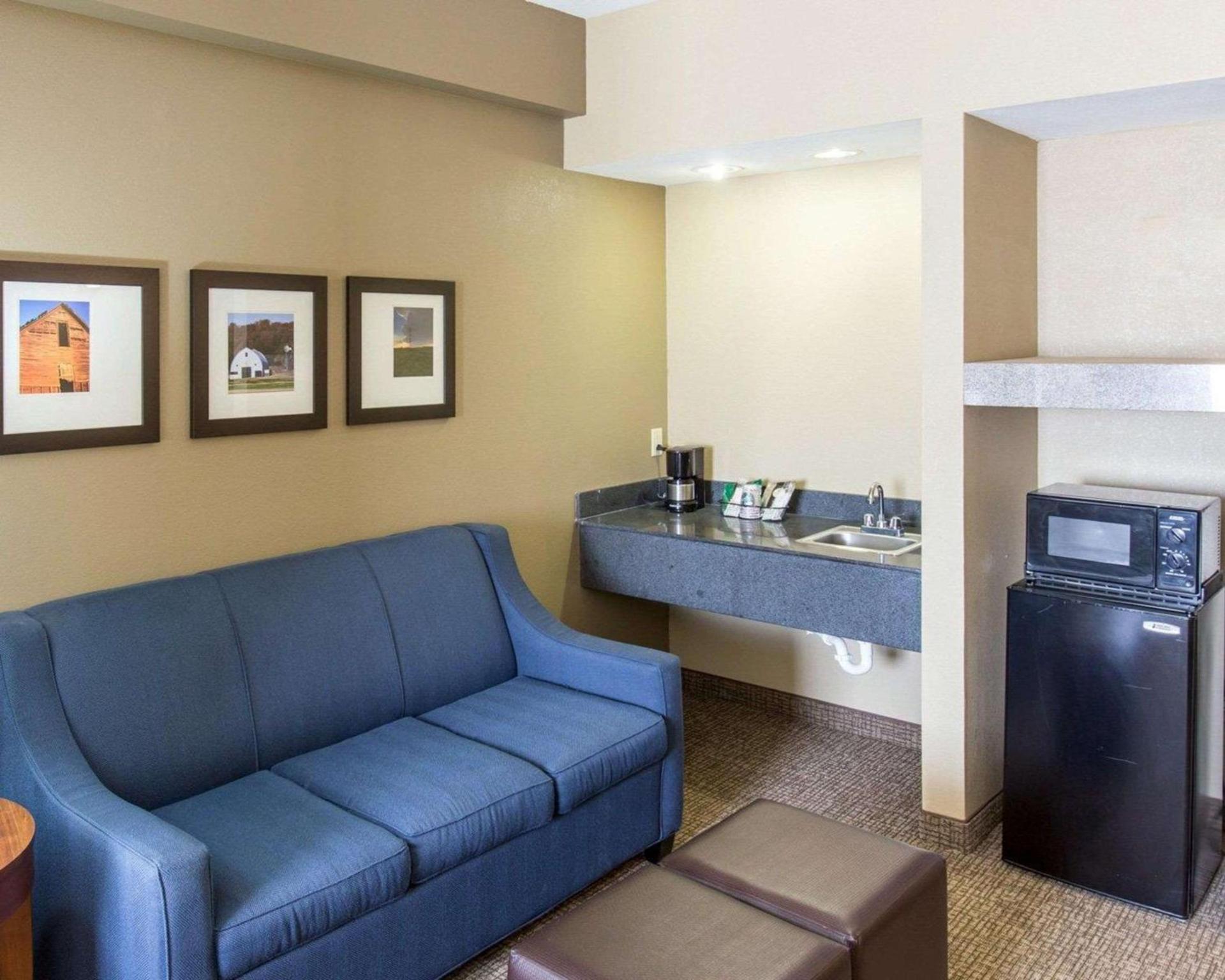 Comfort Suites Idabel photo 19