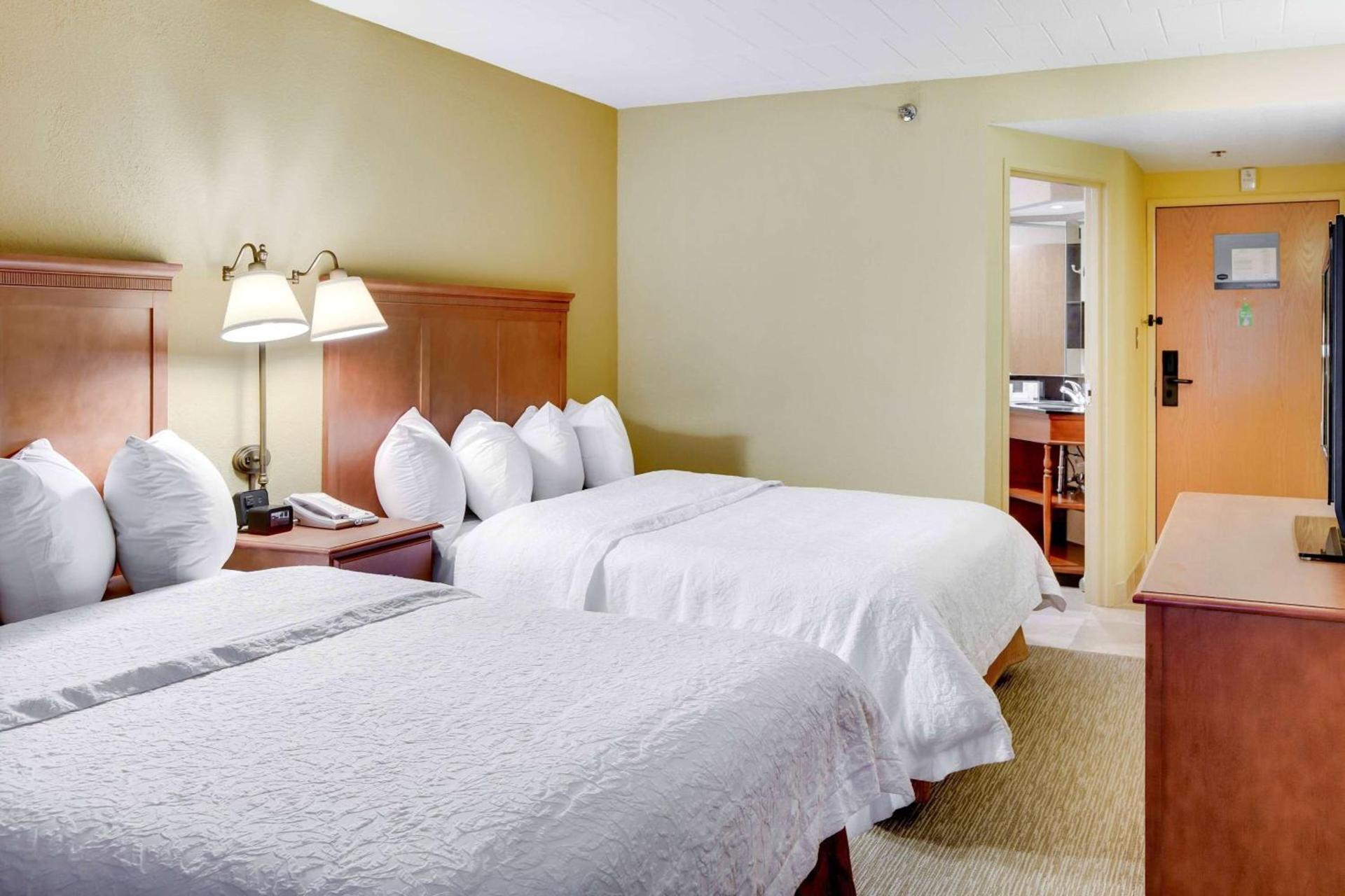 Wingate by Wyndham Cranberry photo 10