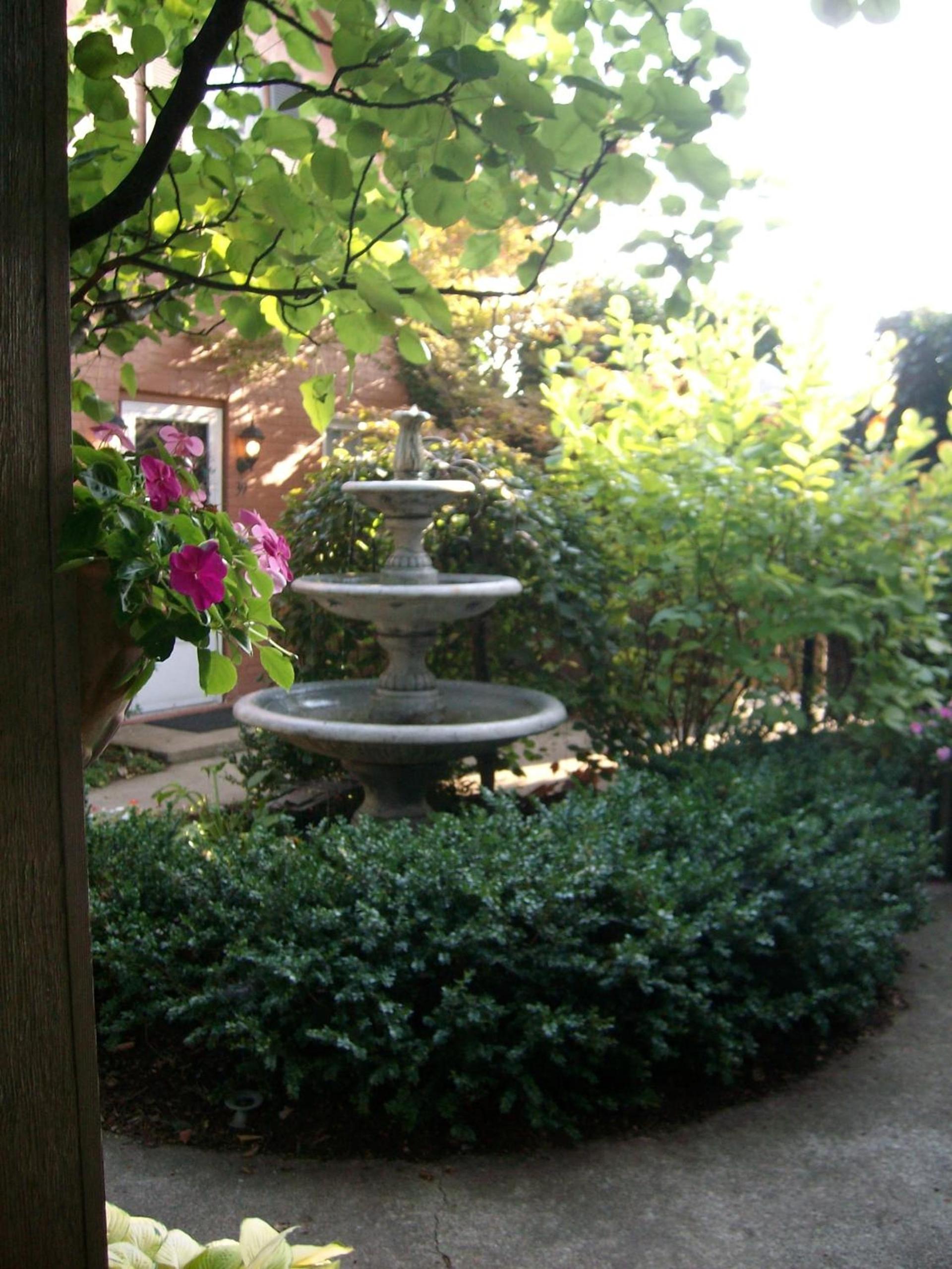 The Mount Vernon Inn photo 4