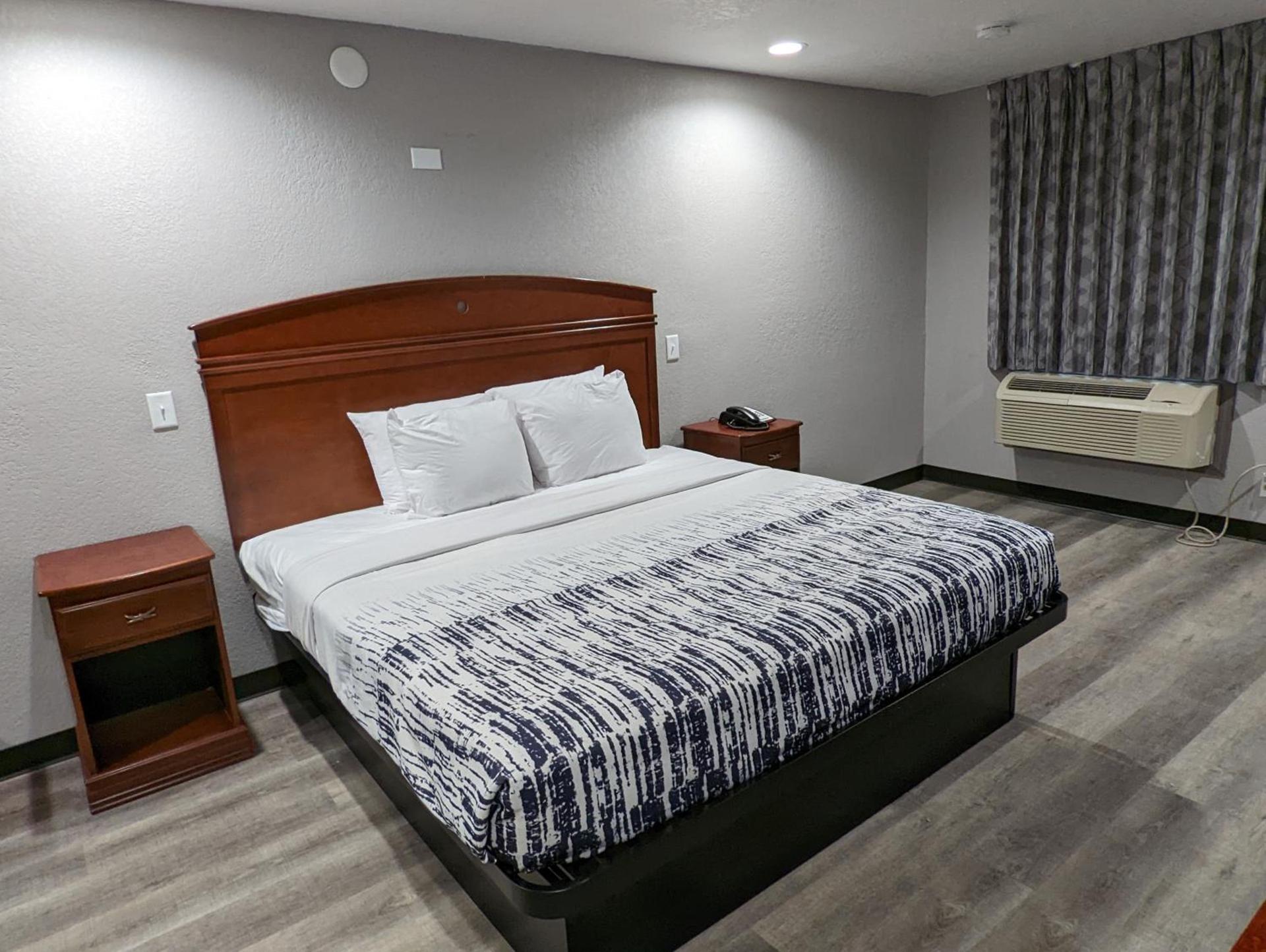 OKC Hotel photo 7
