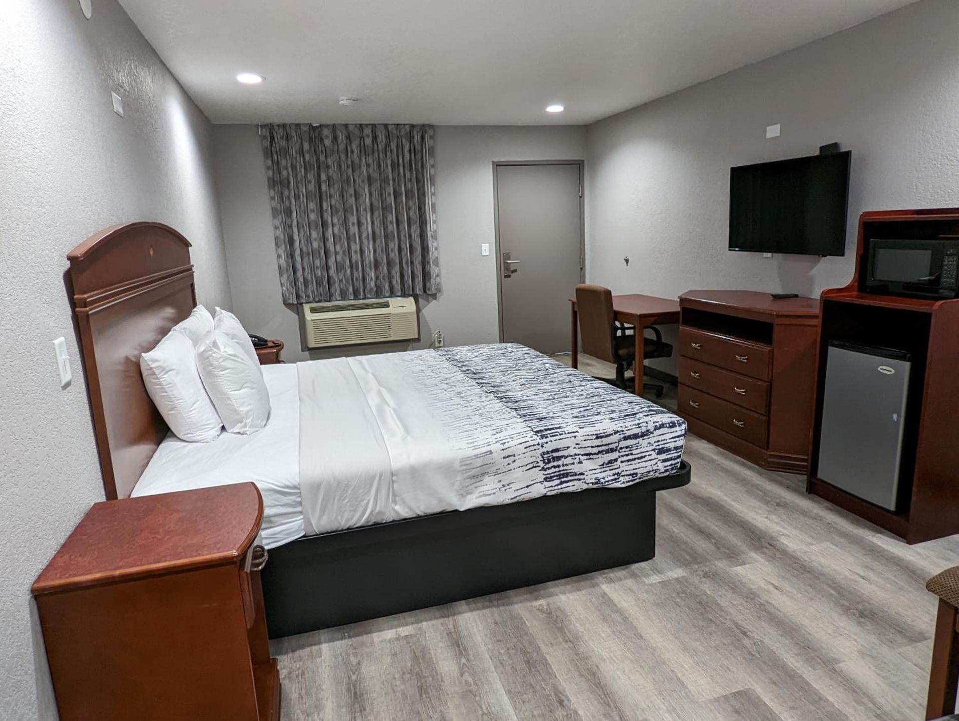 OKC Hotel photo 12