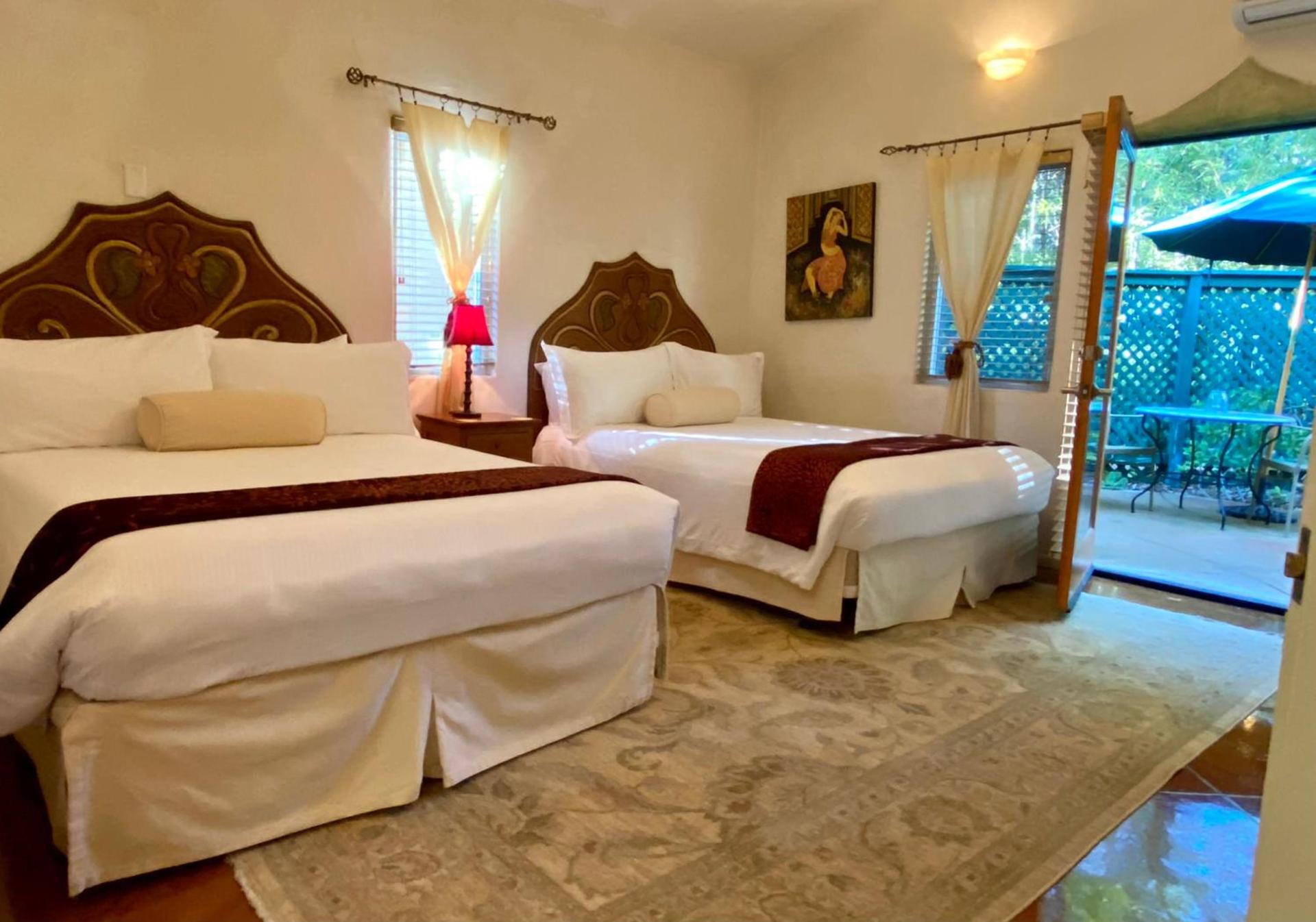 The Emerald Iguana Inn photo 53