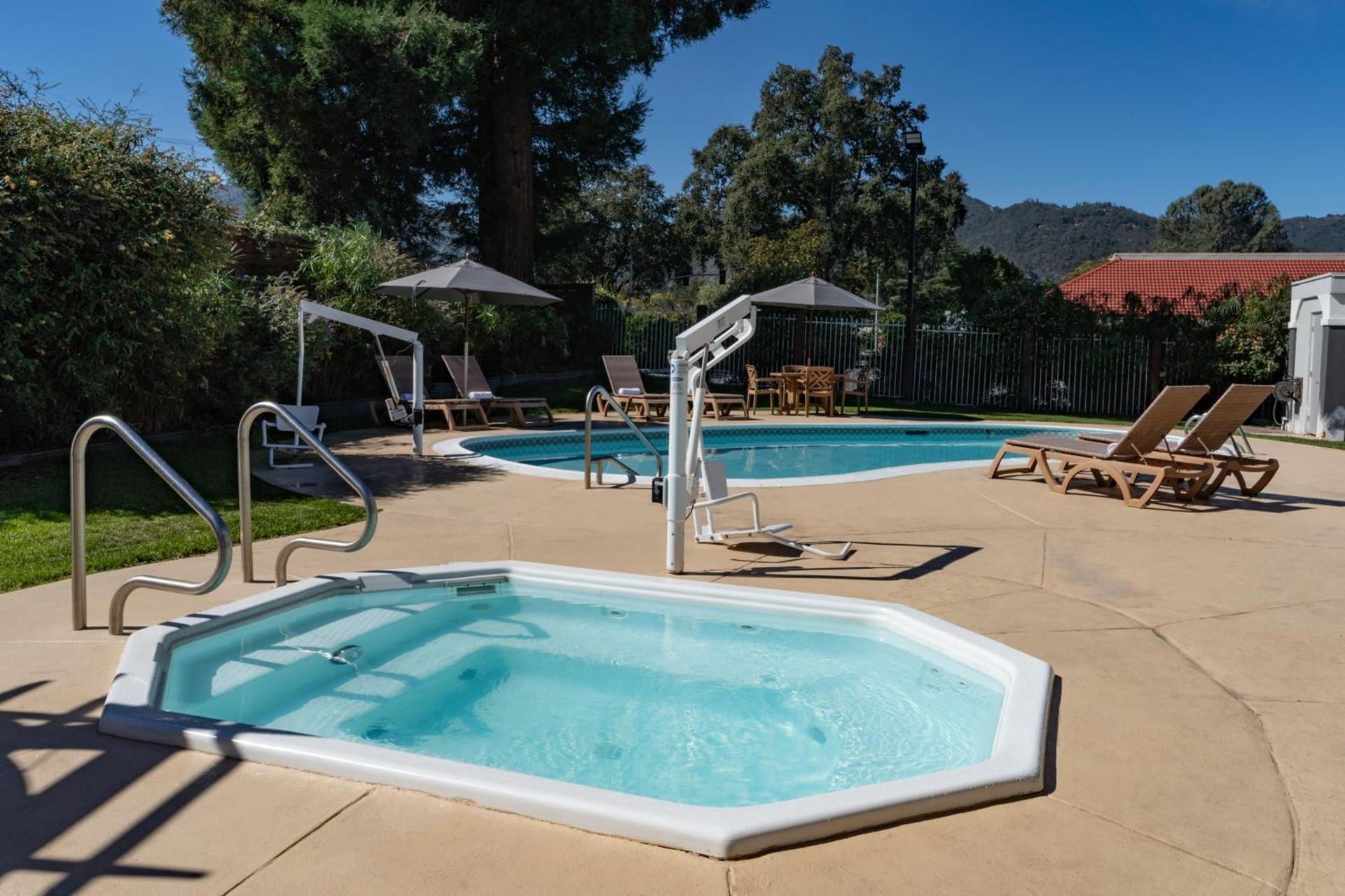 The Orchard Hotel Ukiah Wine Country Free Breakfast, Pool, & Hot Tub photo 38