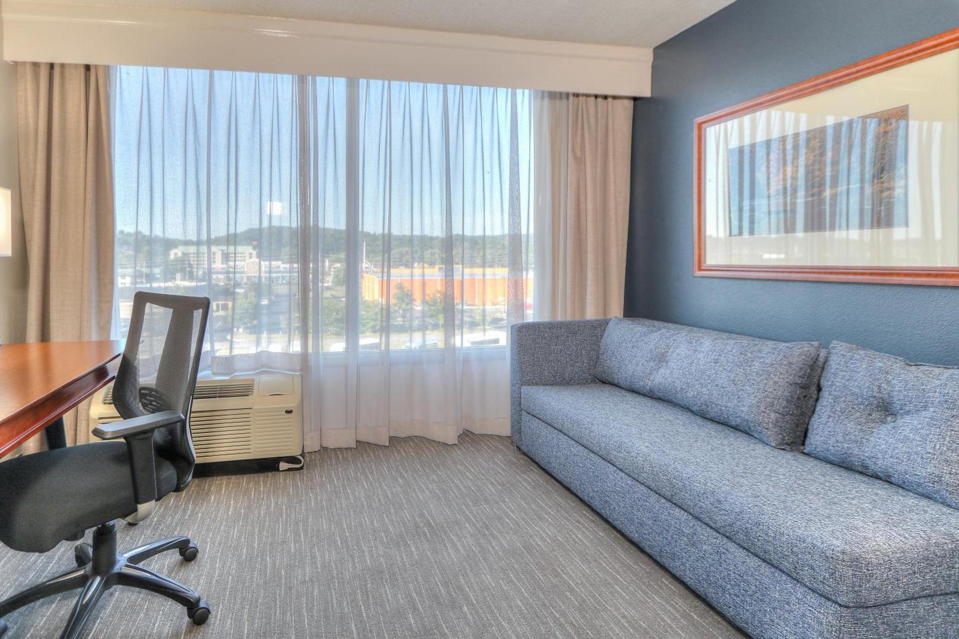 The Ramsey Hotel and Convention Center Pigeon Forge photo 6