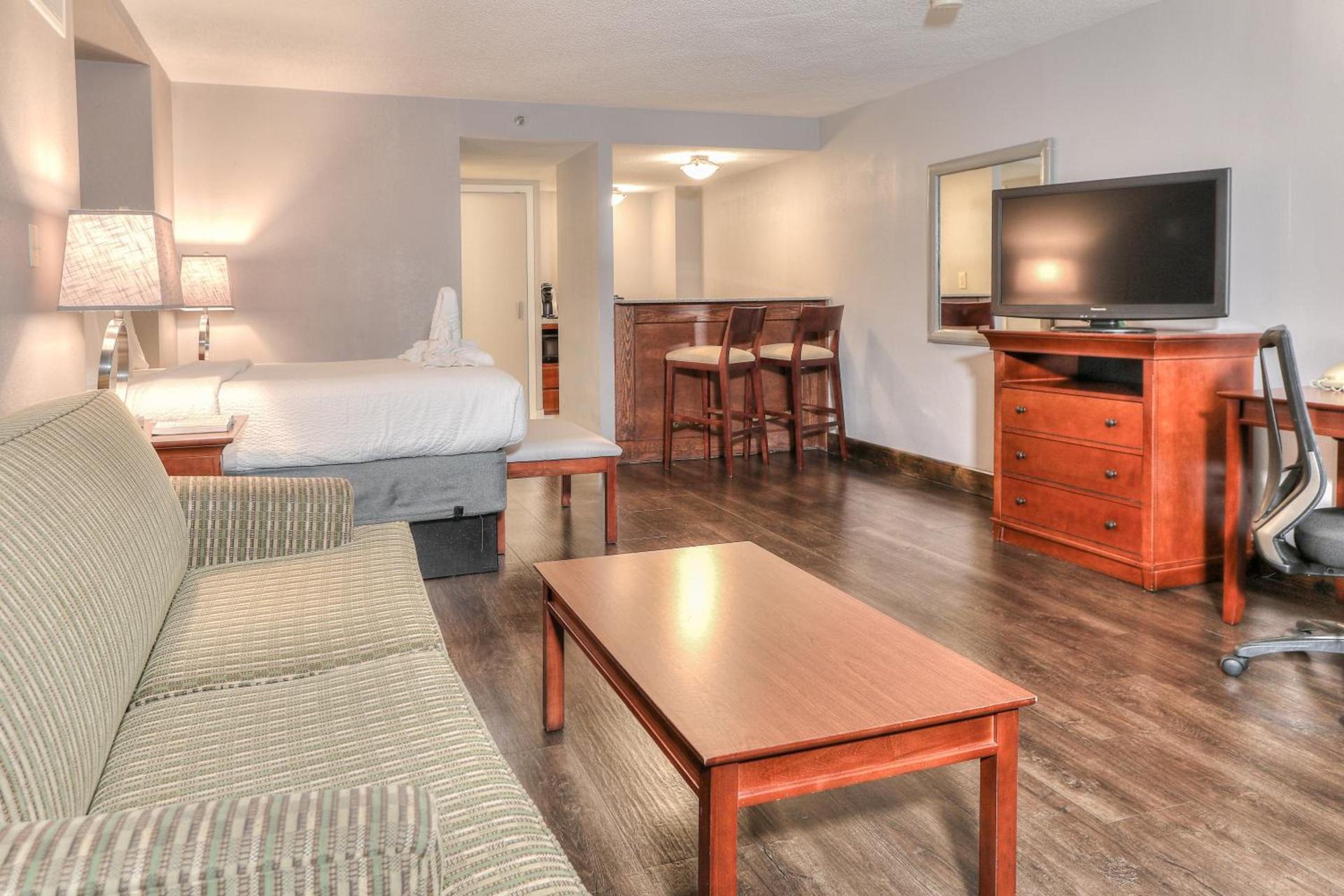 The Ramsey Hotel and Convention Center Pigeon Forge photo 11