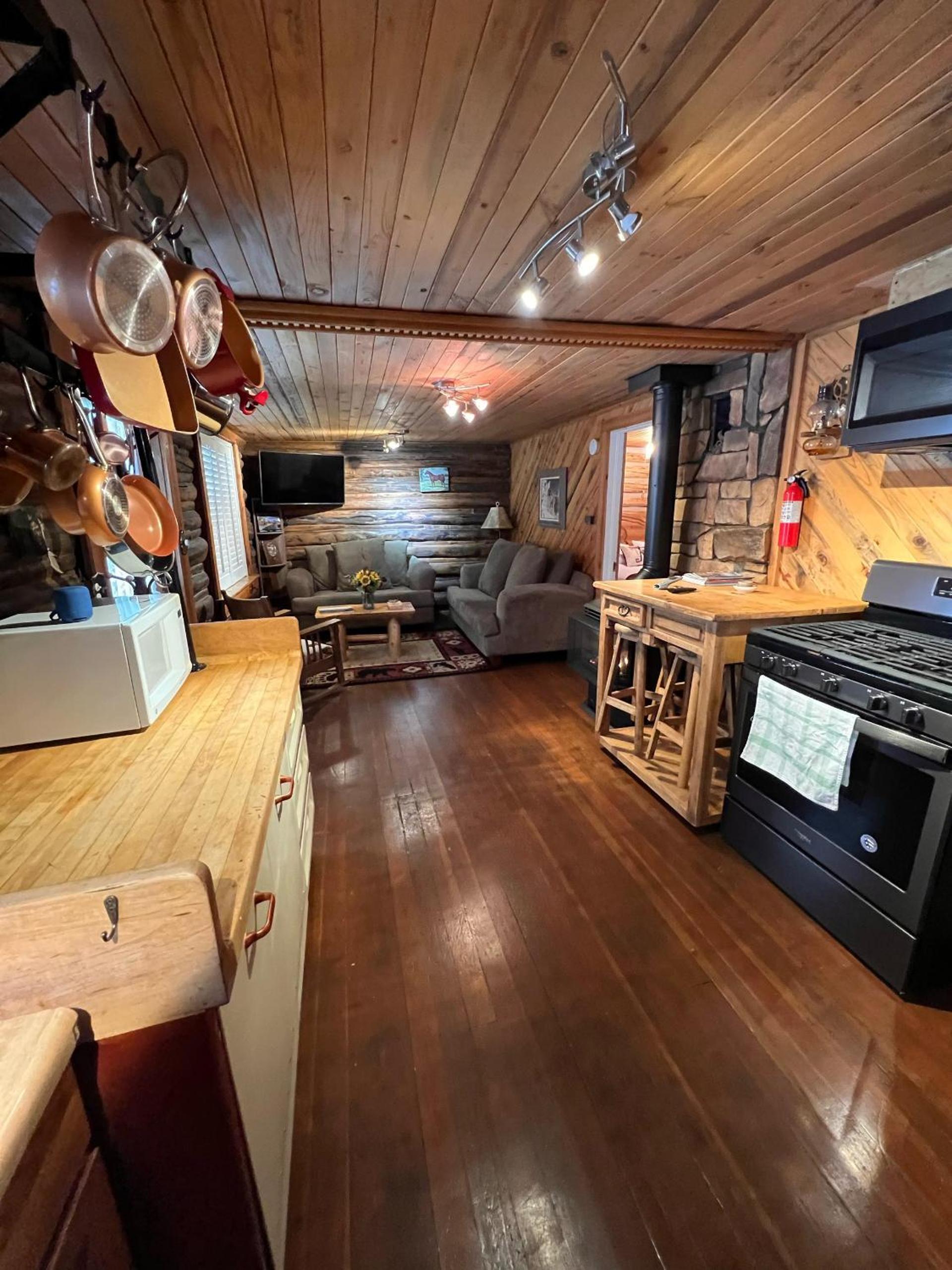 Teton Teepee Lodge photo 17