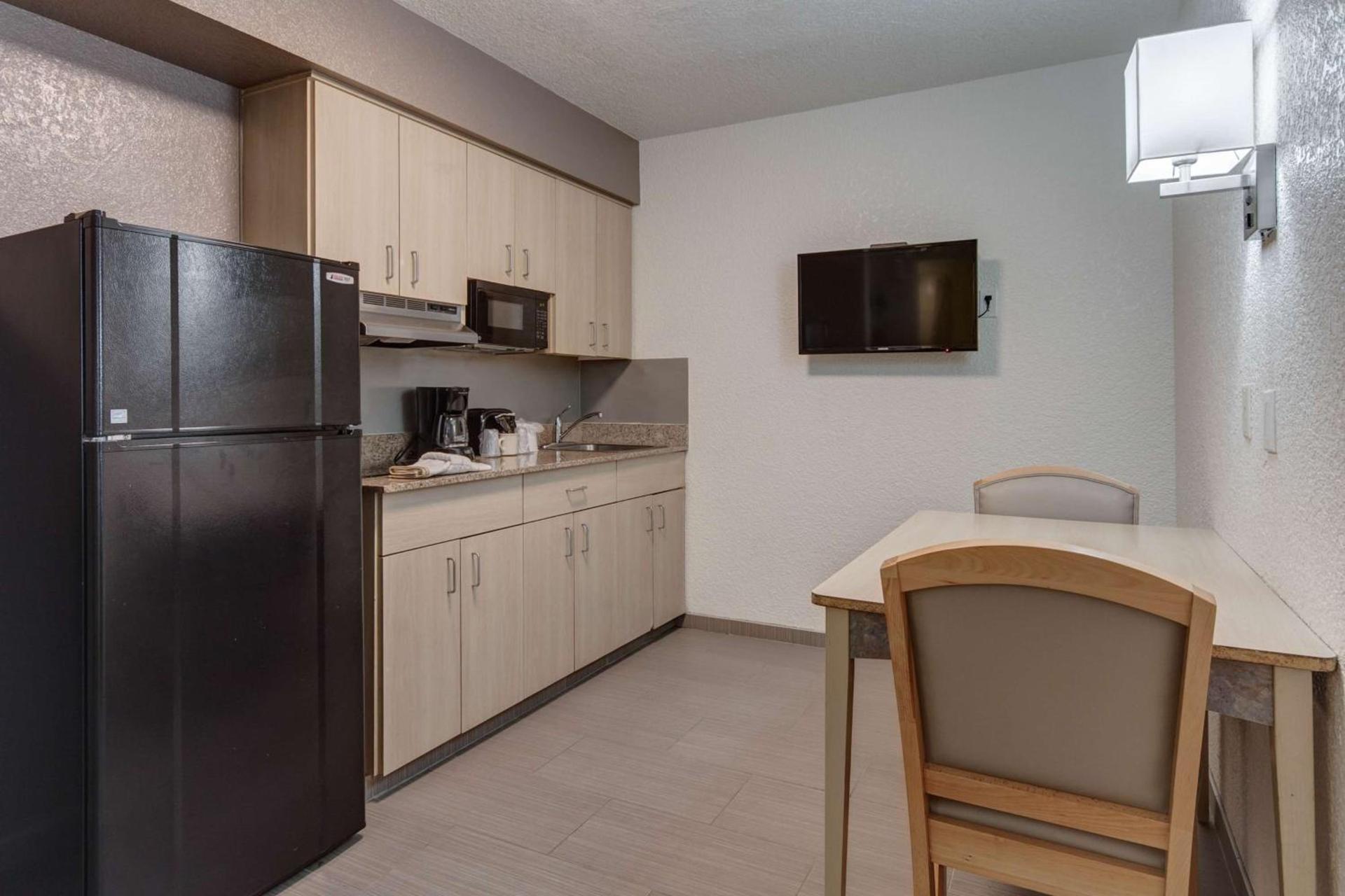 Studio 6-El Paso, TX - East photo 14