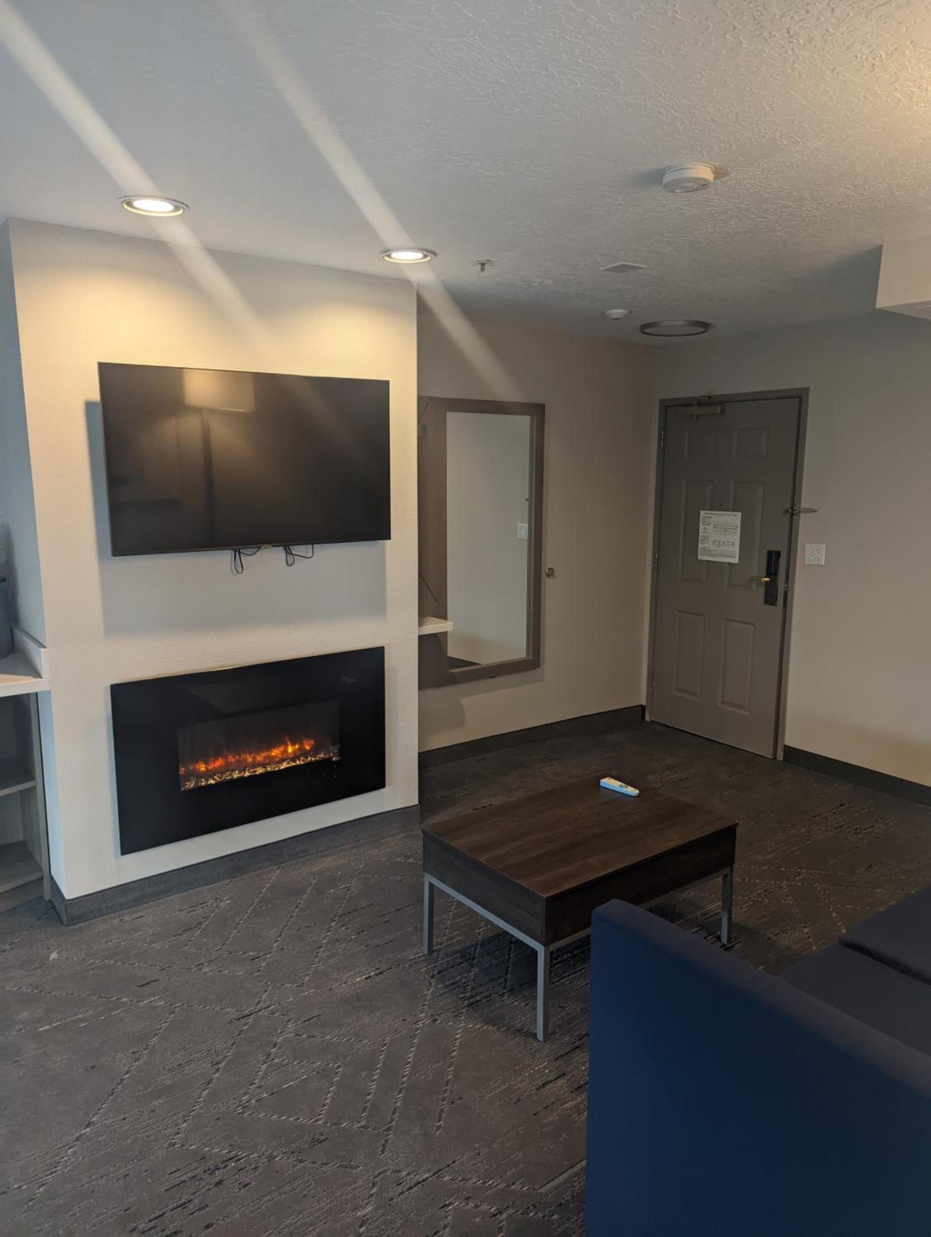 Holiday Inn Express & Suites Salt Lake City N - Bountiful photo 6