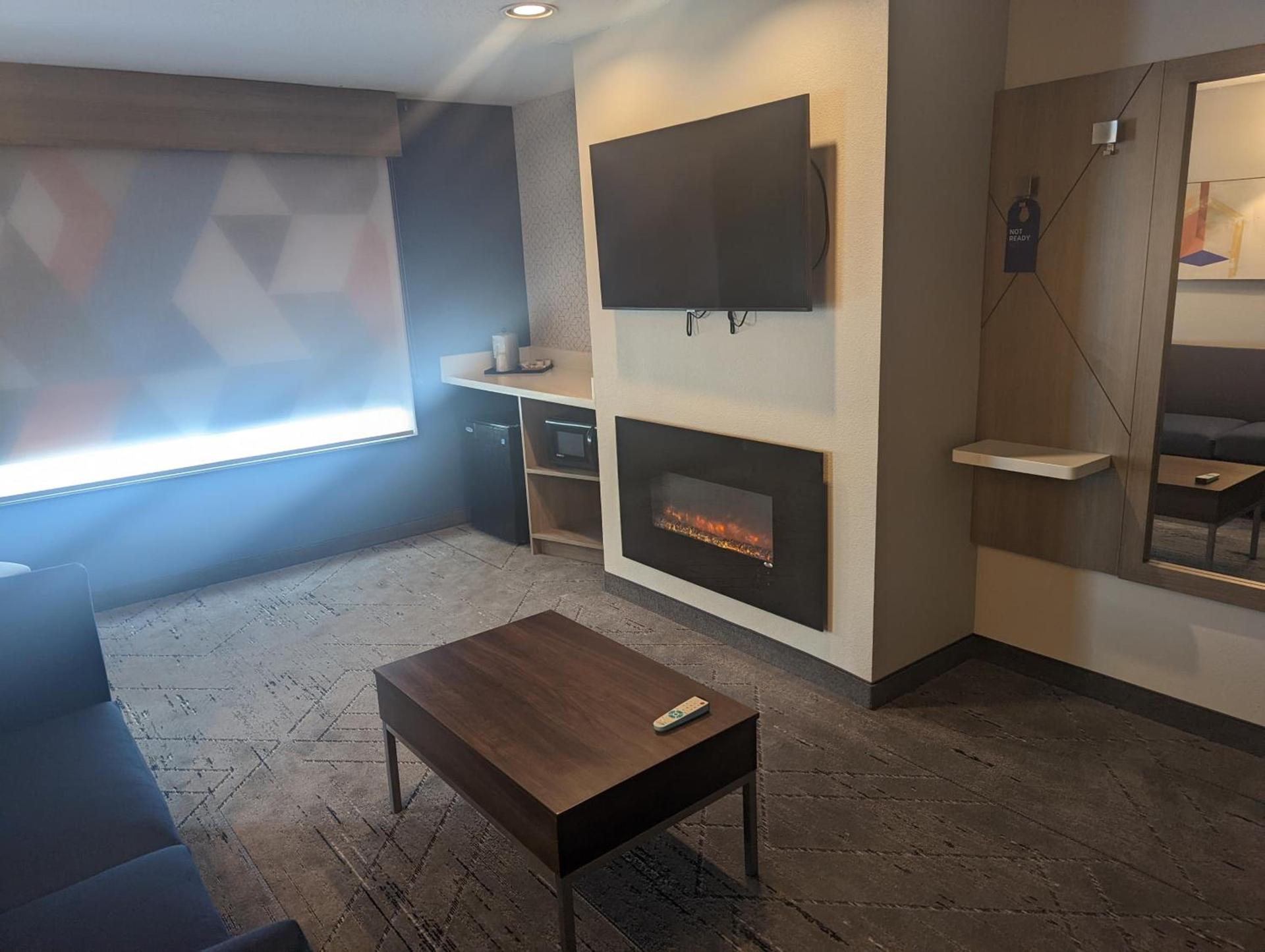 Holiday Inn Express & Suites Salt Lake City N - Bountiful photo 48