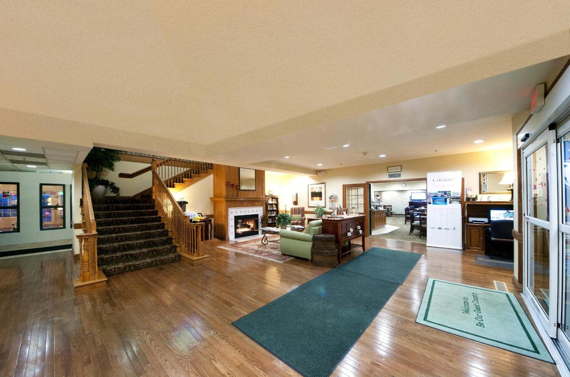 Country Inn & Suites by Radisson, Greeley, CO photo 44