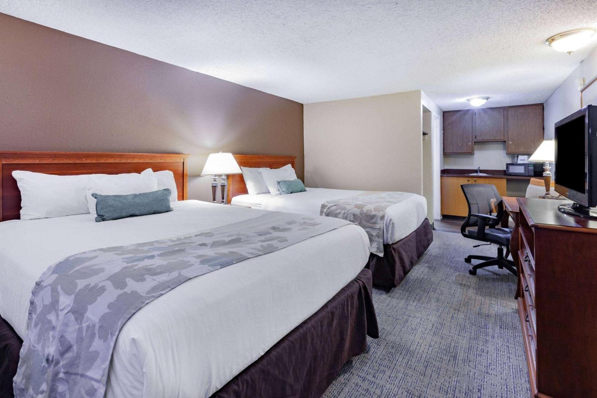 Travelodge by Wyndham Monroe photo 27