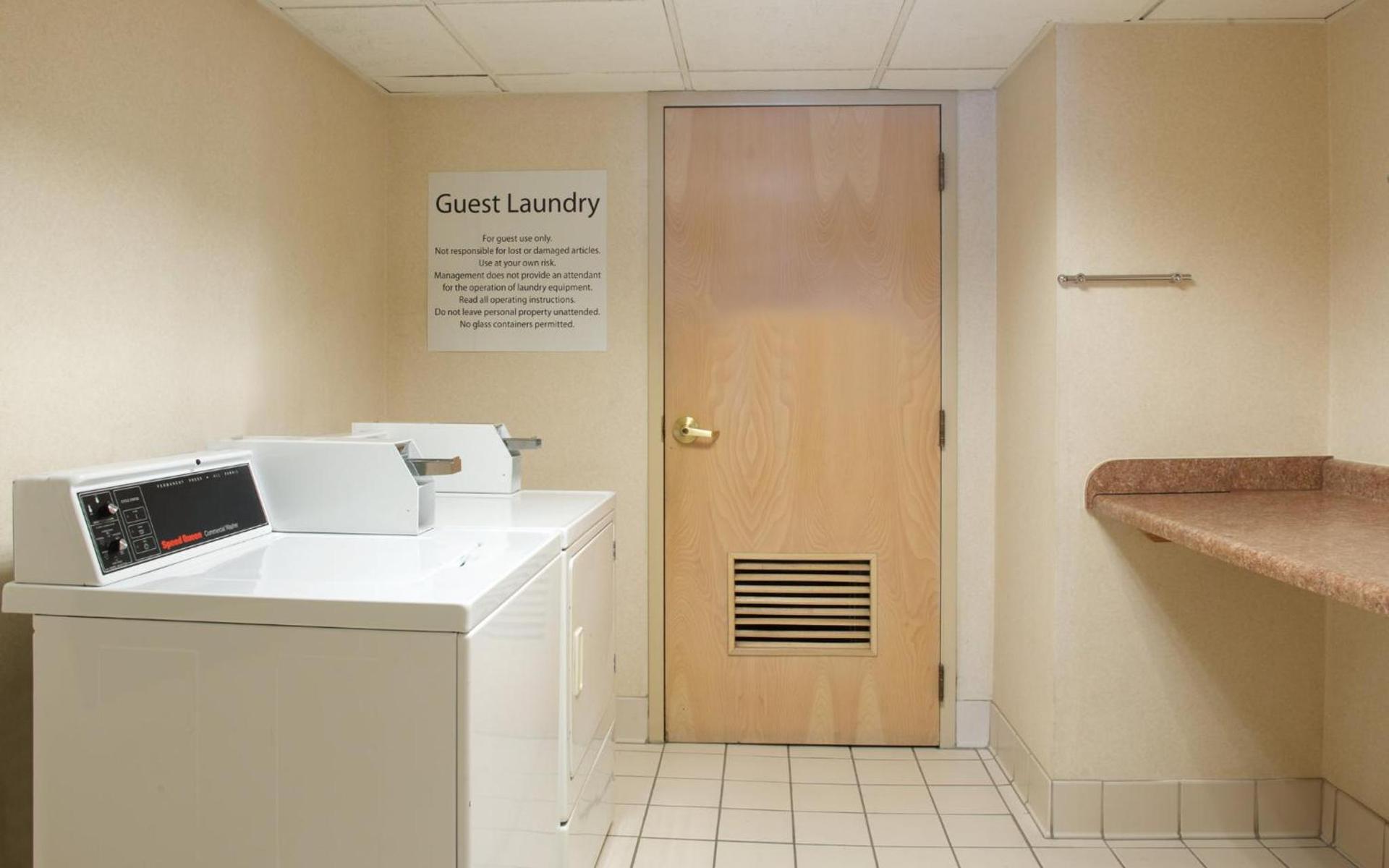 Holiday Inn & Suites Chicago-Downtown by IHG photo 67