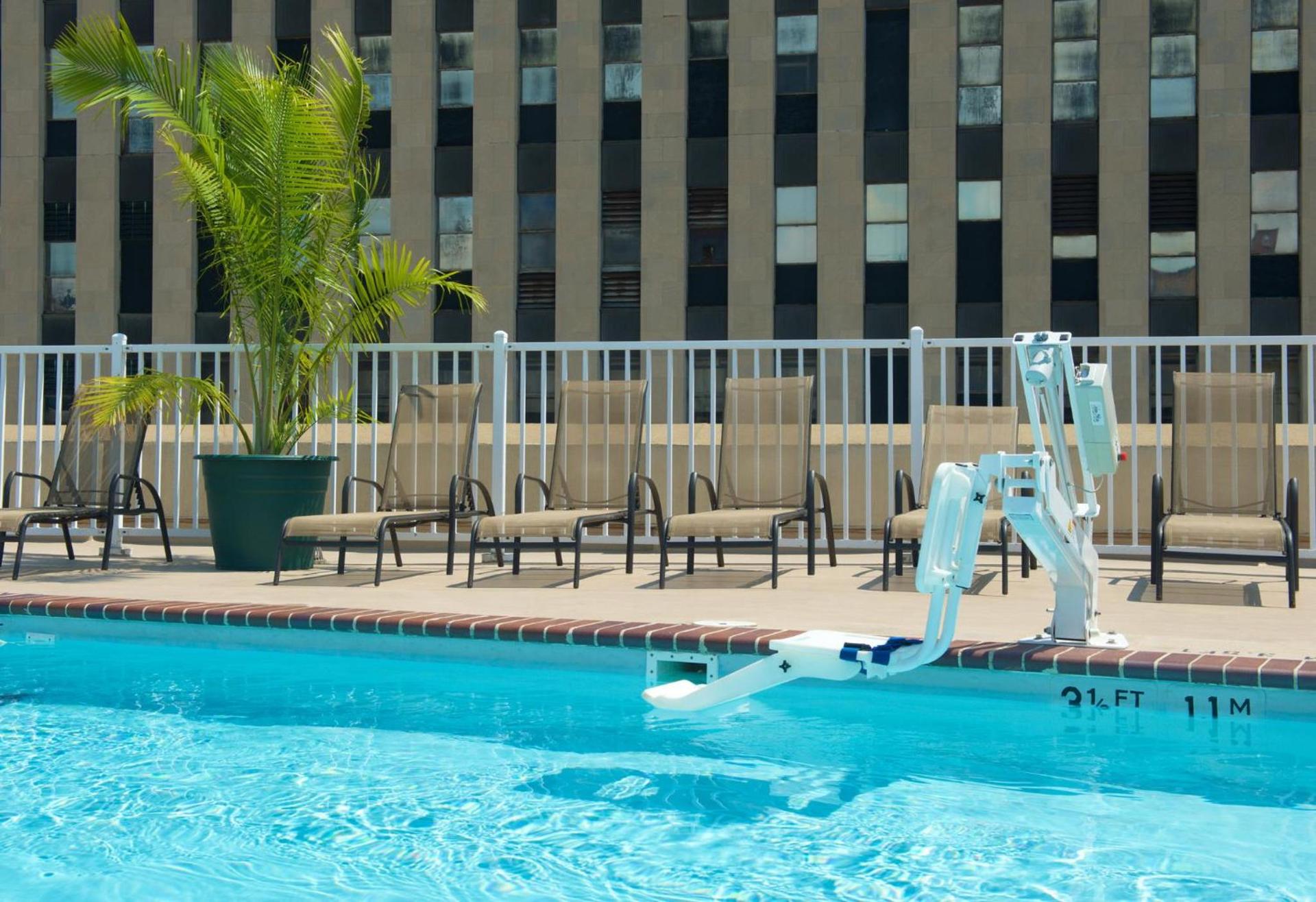 Holiday Inn & Suites Chicago-Downtown by IHG photo 43