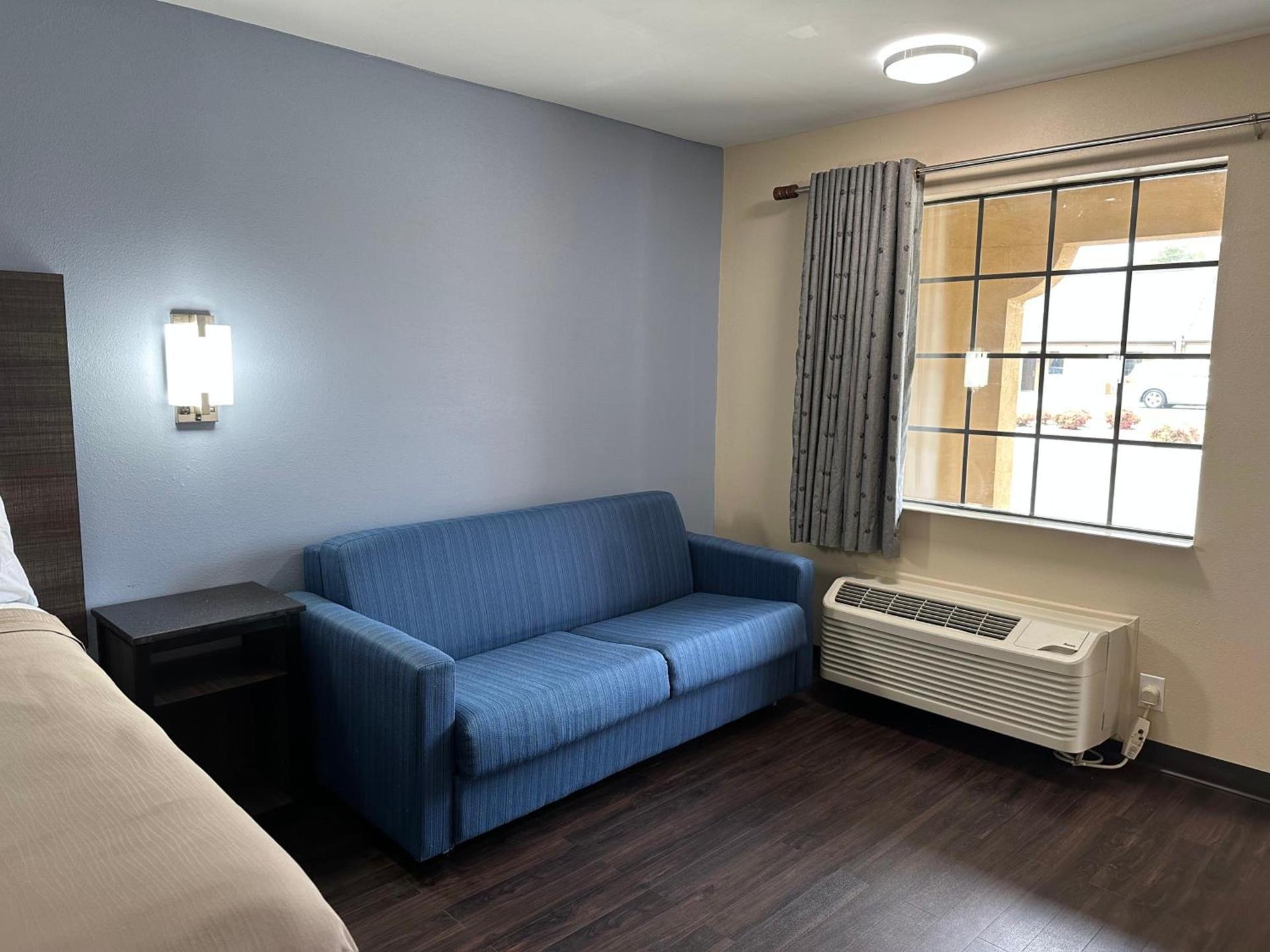 Express inn Hartselle photo 18