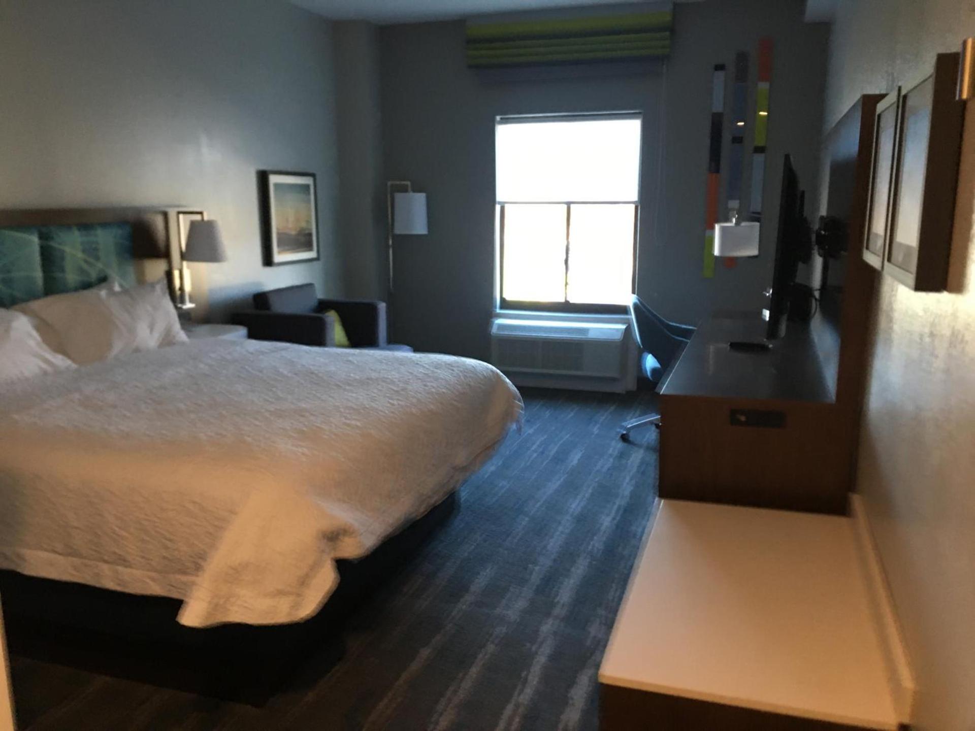Hampton Inn Old Bridge NJ photo 6