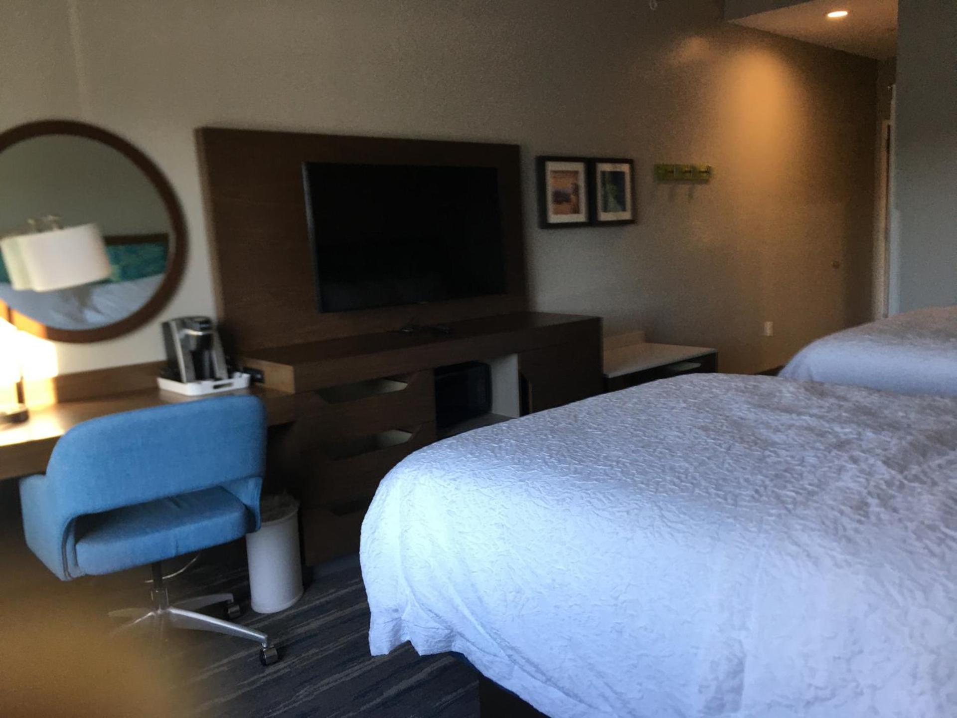 Hampton Inn Old Bridge NJ photo 10