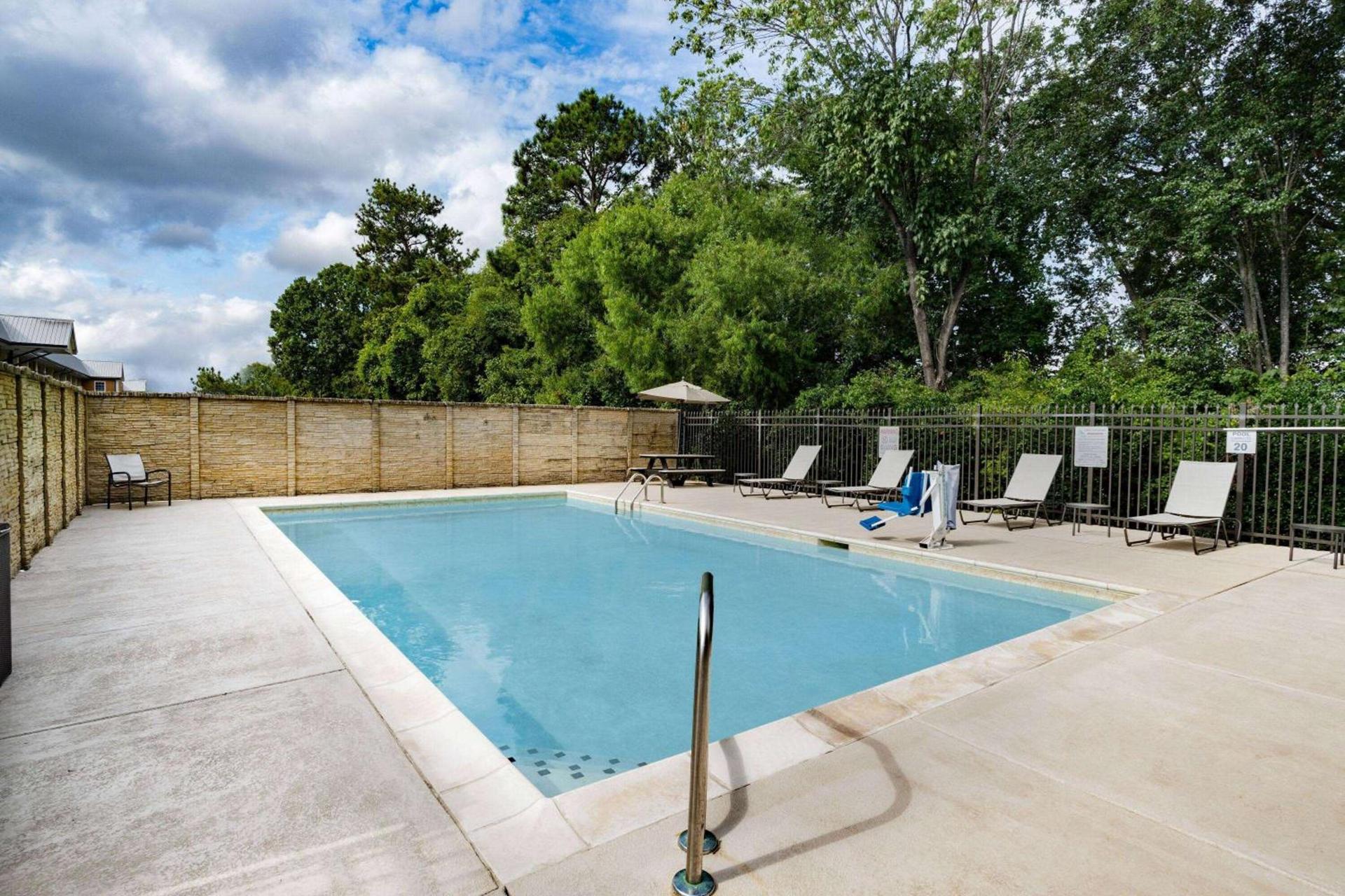 La Quinta by Wyndham Chattanooga - East Ridge photo 7