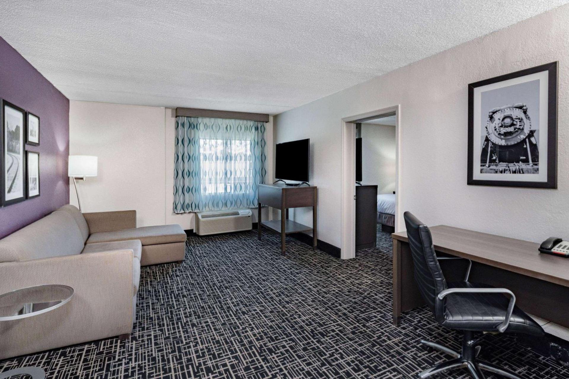 La Quinta by Wyndham Chattanooga - East Ridge photo 23