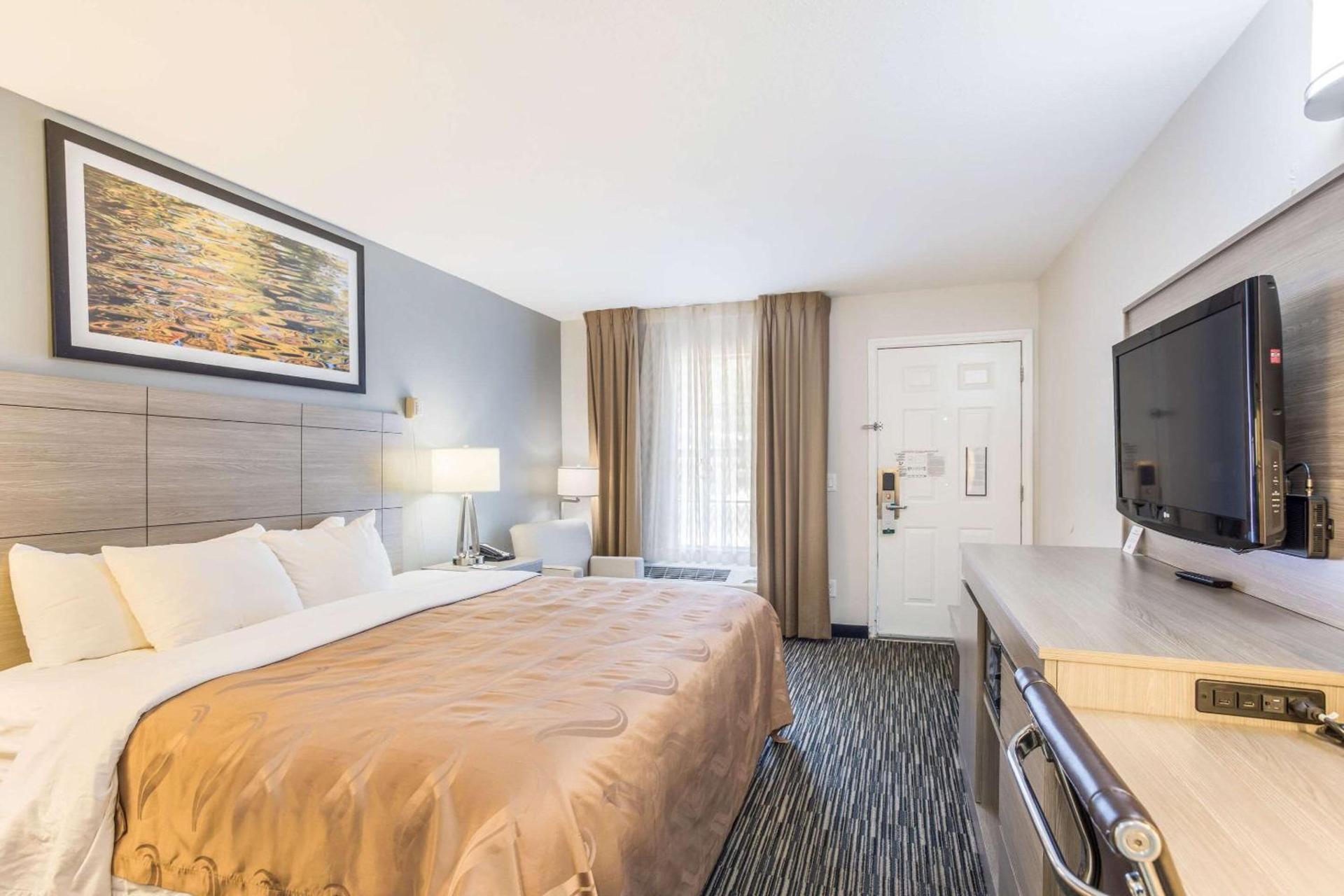Quality Inn Gallatin-Nashville Metro photo 12