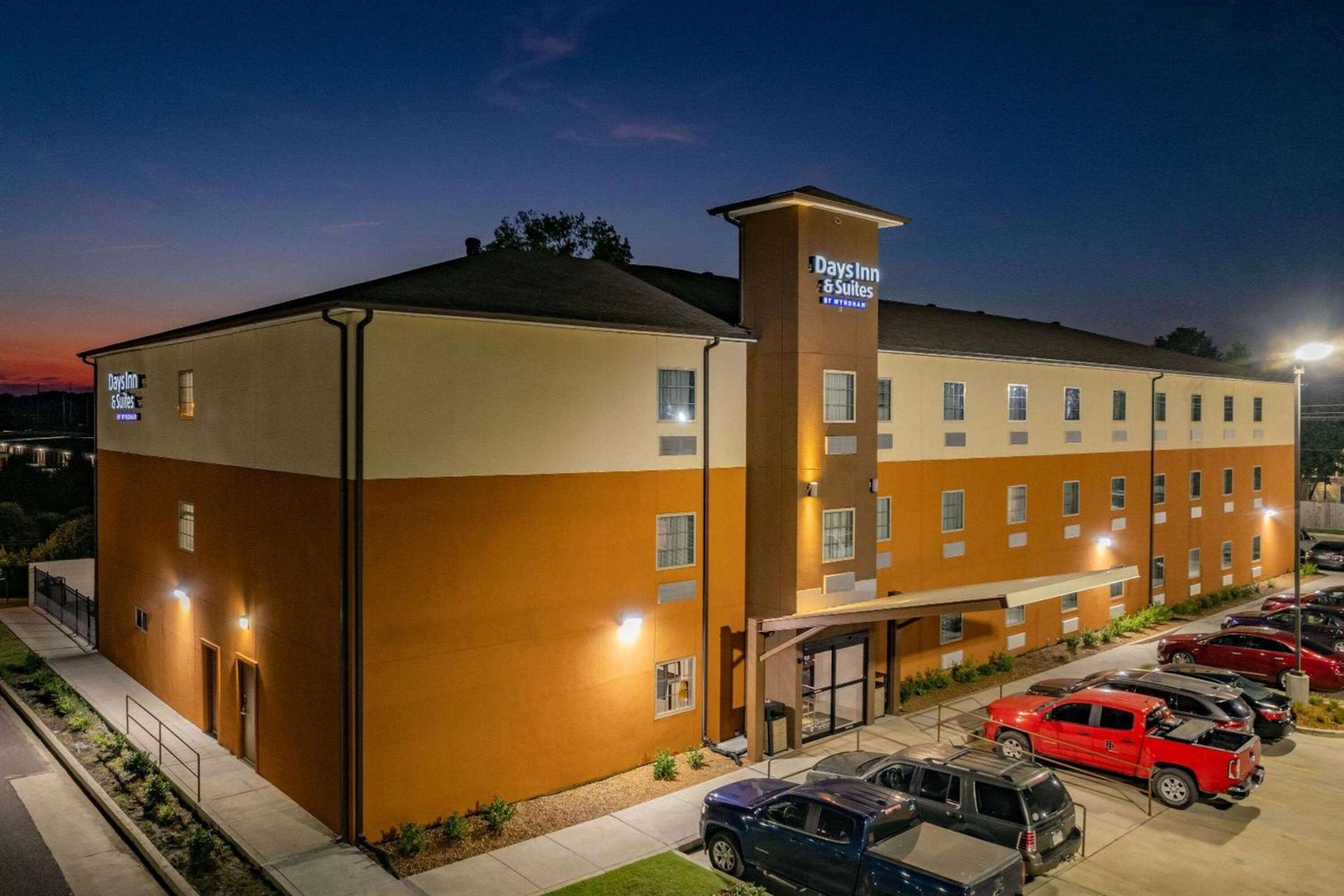 Days Inn & Suites by Wyndham Horn Lake - Memphis Graceland photo 3