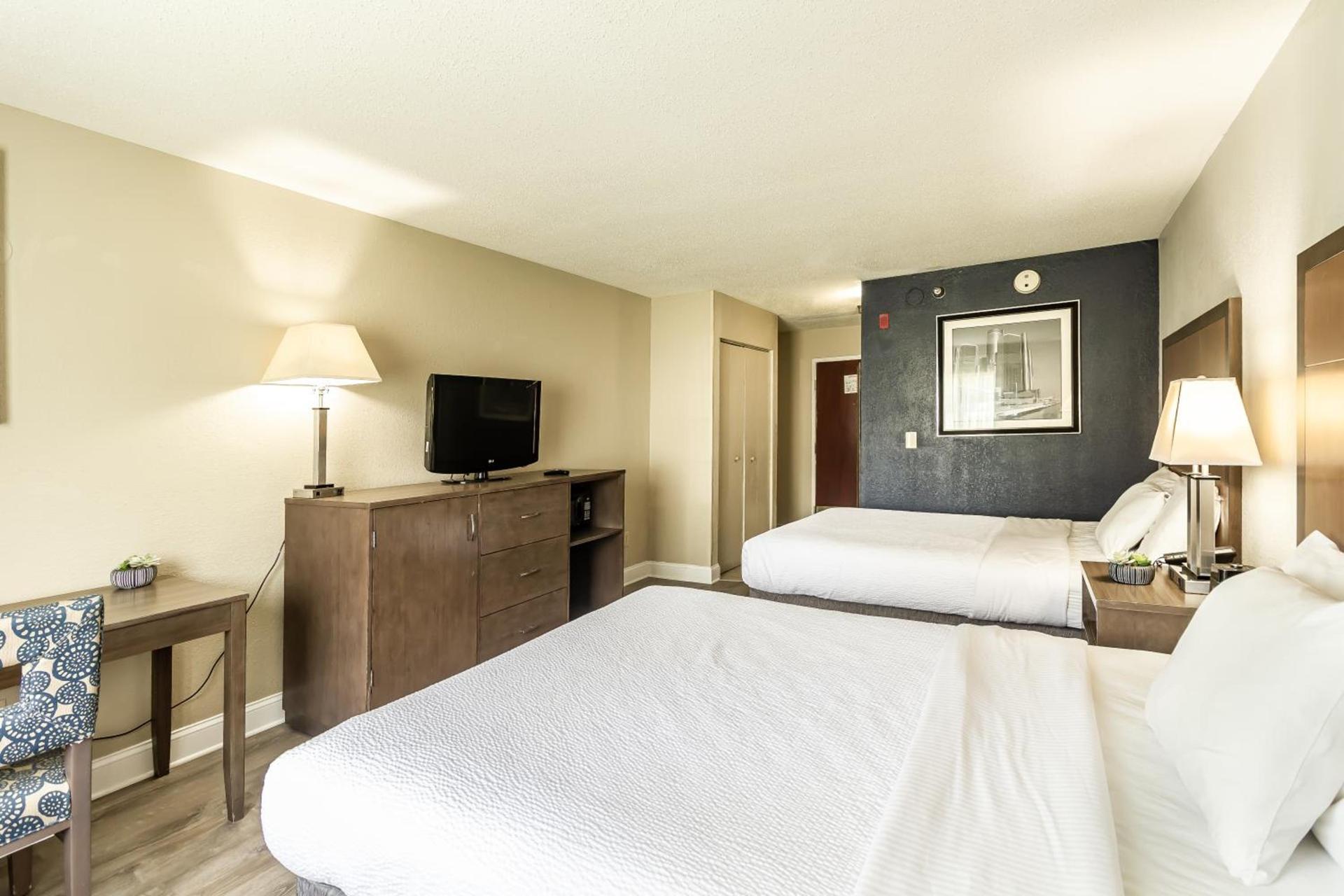La Quinta Inn by Wyndham Richmond South photo 18