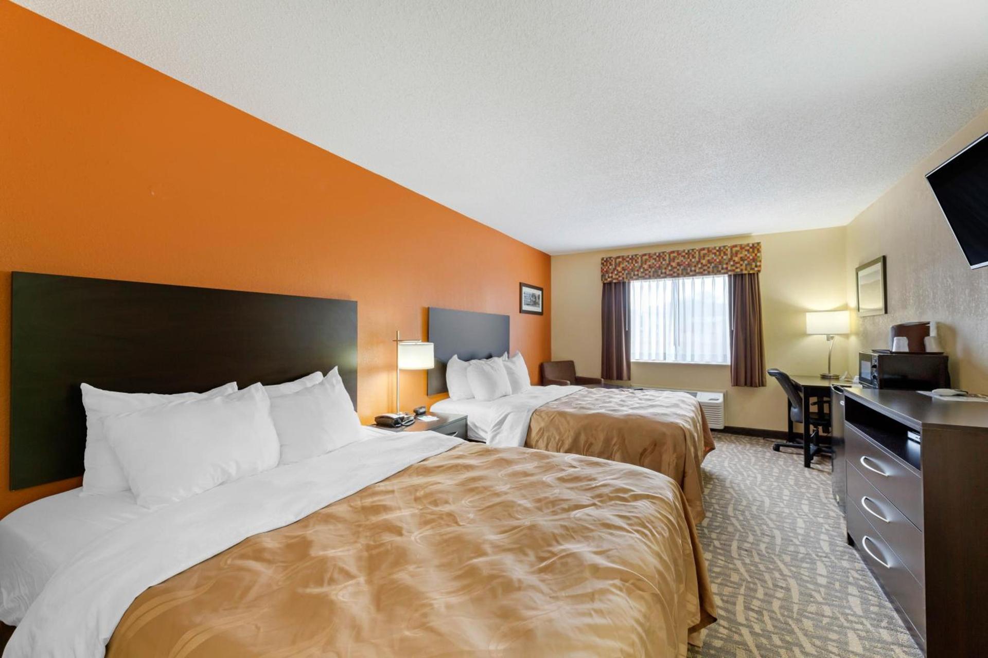 Quality Inn Wooster photo 3