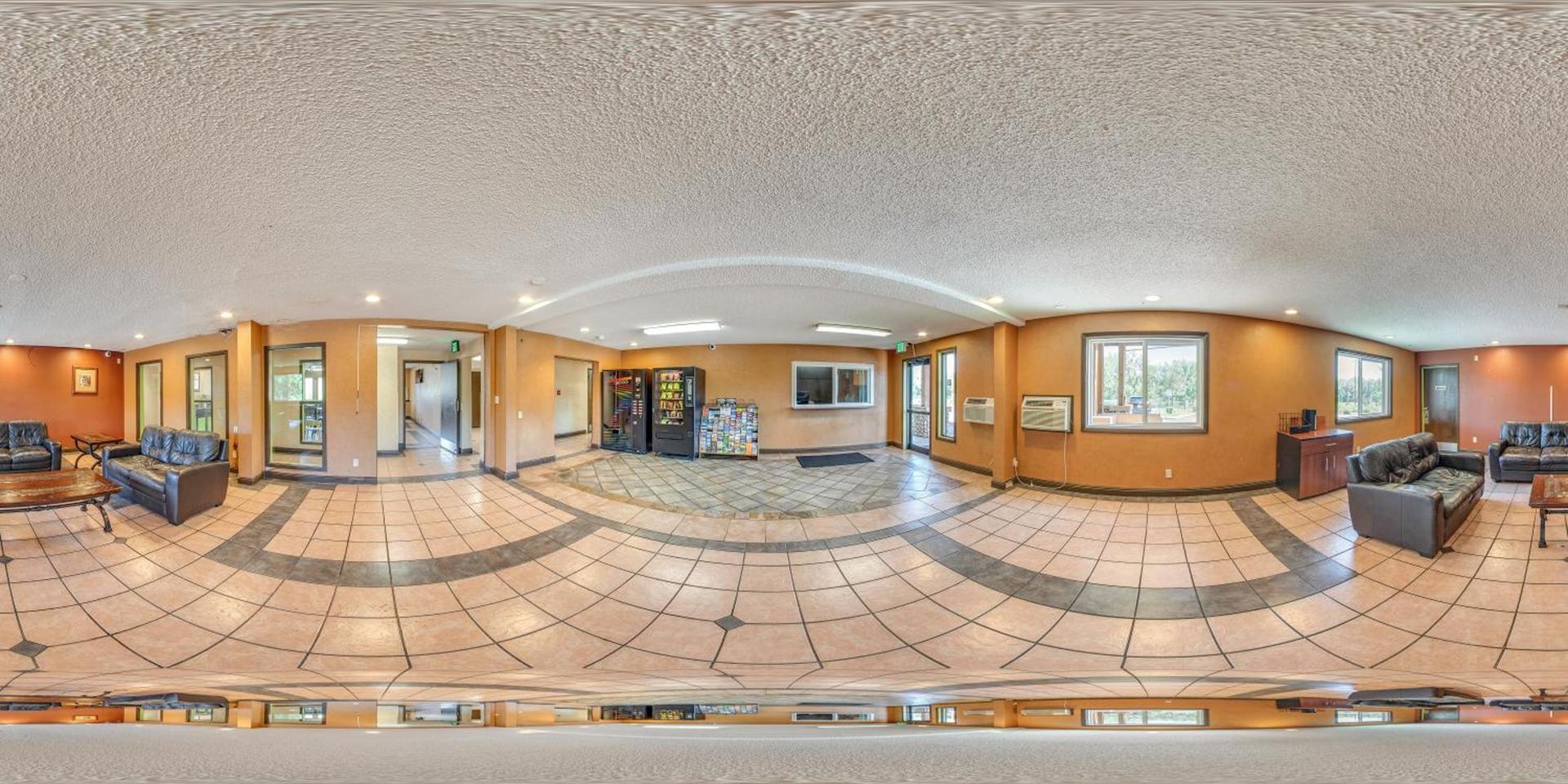 Rodeway Inn photo 56
