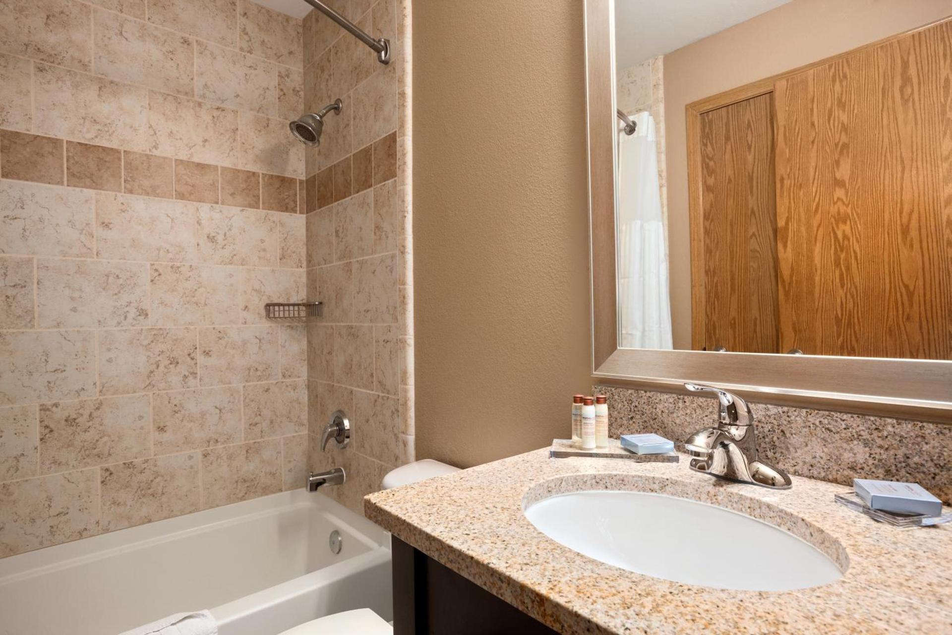 GreenTree Suites Eagle / Vail Valley photo 15