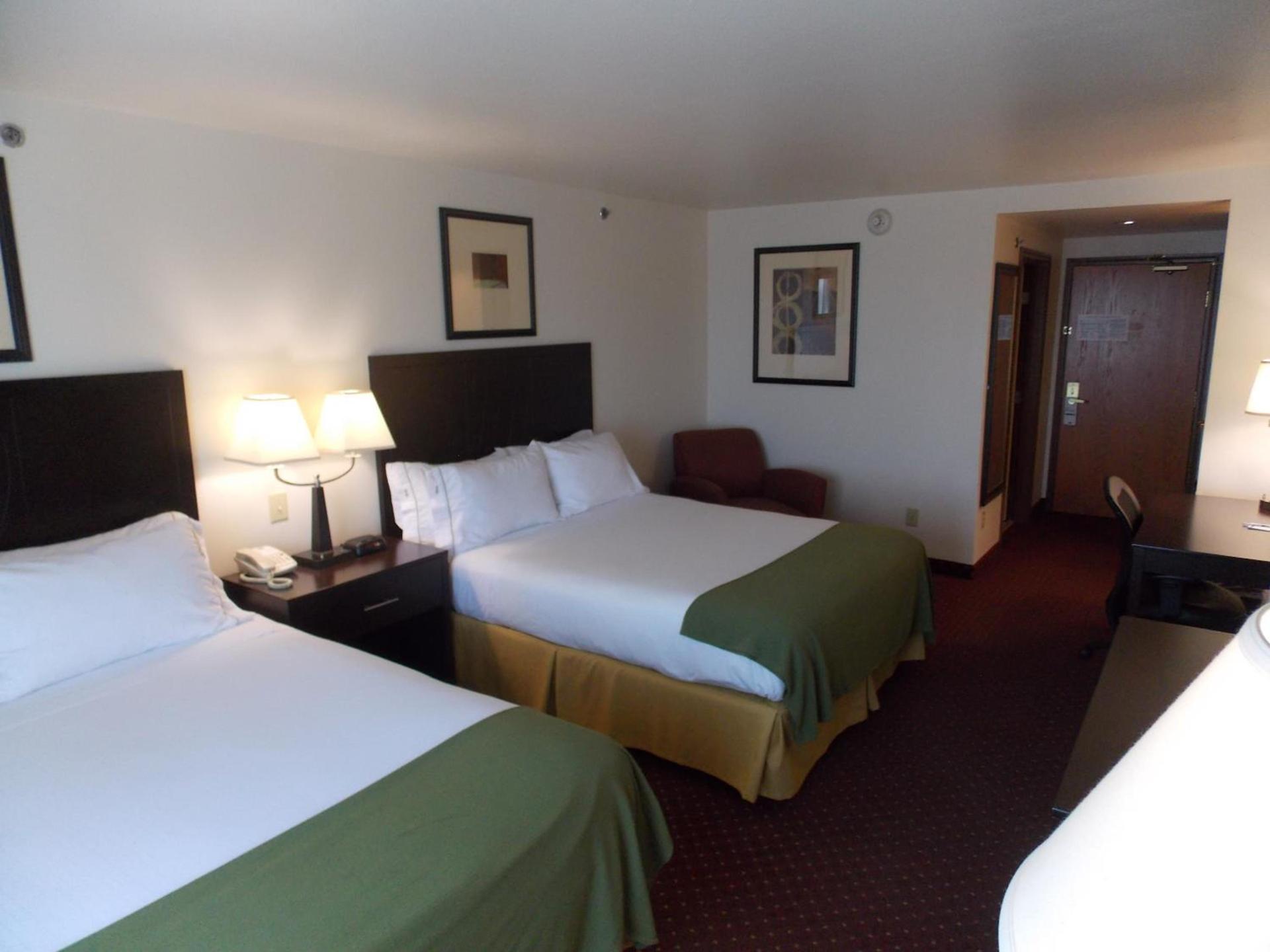 Holiday Inn Express Syracuse-Fairgrounds by IHG photo 3