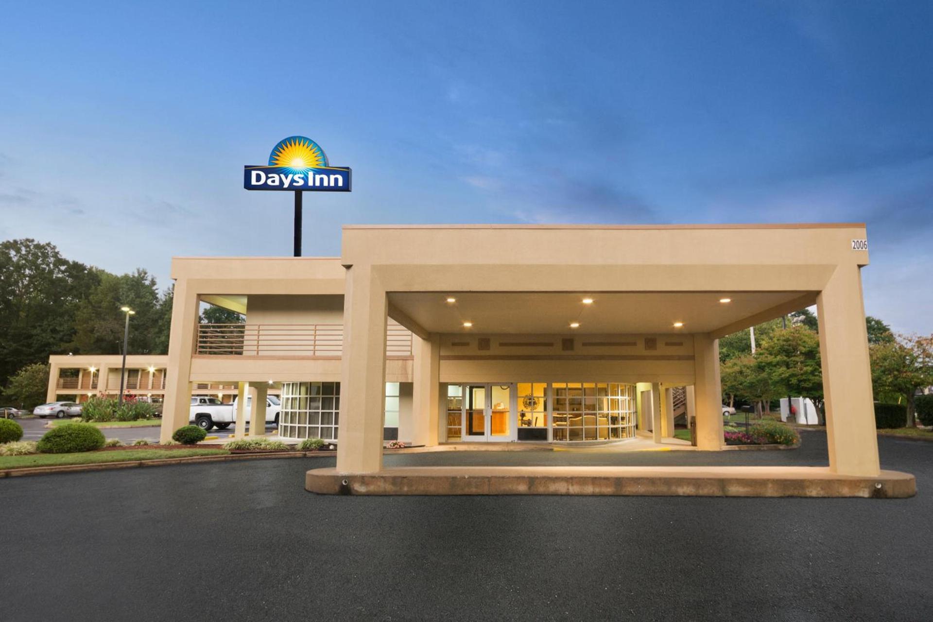 Days Inn by Wyndham Atlanta Stone Mountain photo 37