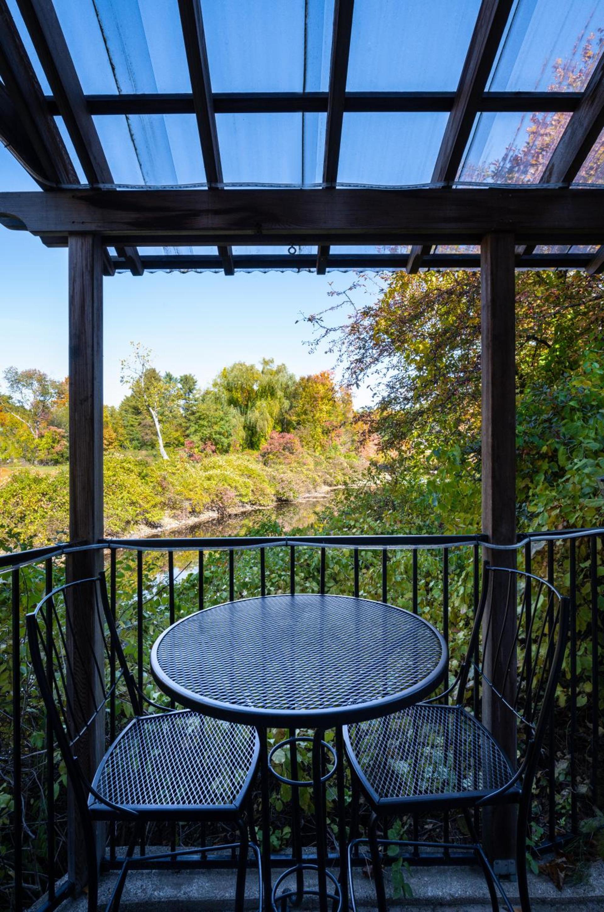 Riverhouse by Weekender formerly Jack Daniels Inn photo 33