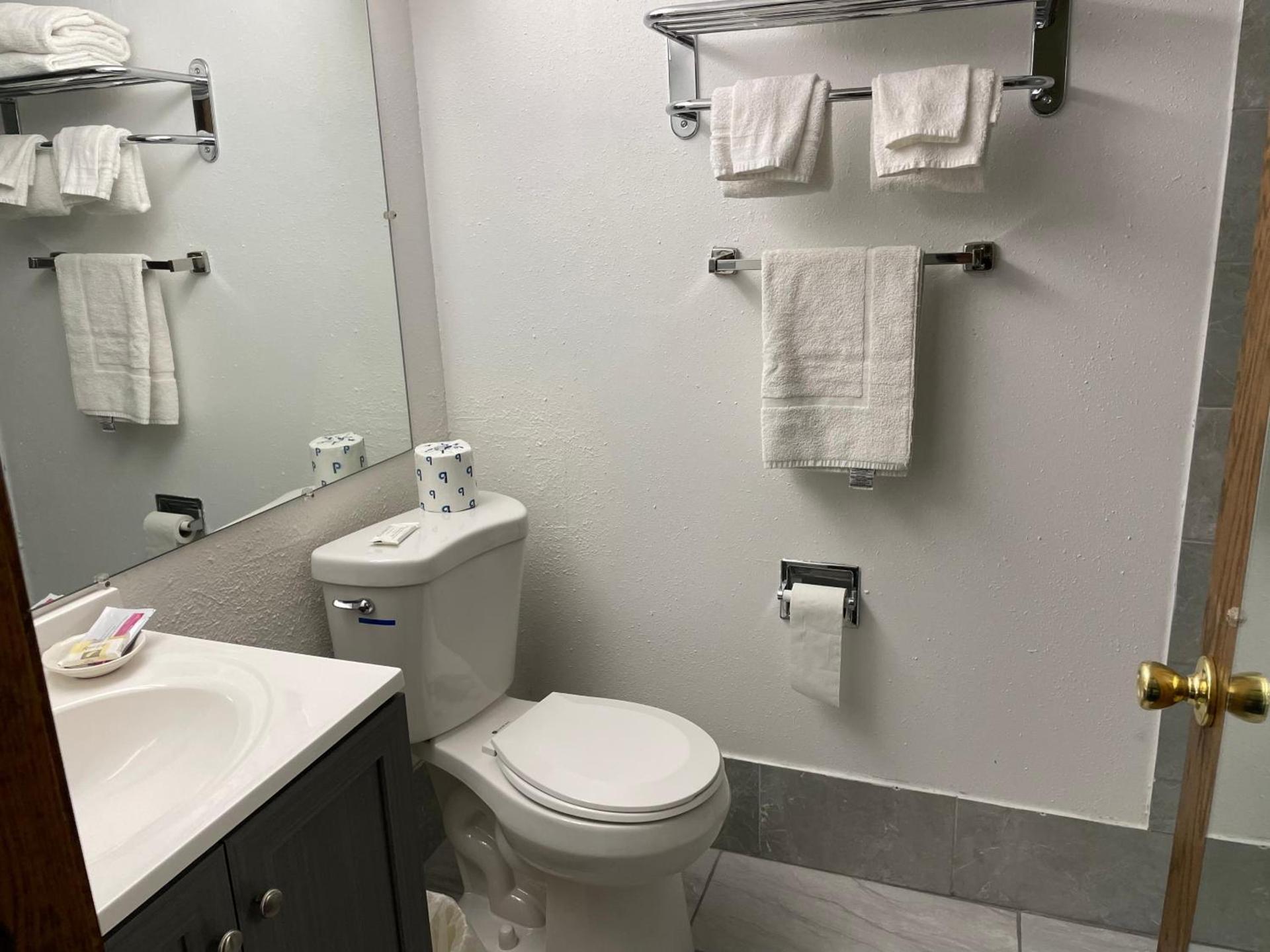 Heritage Inn Hotel photo 21