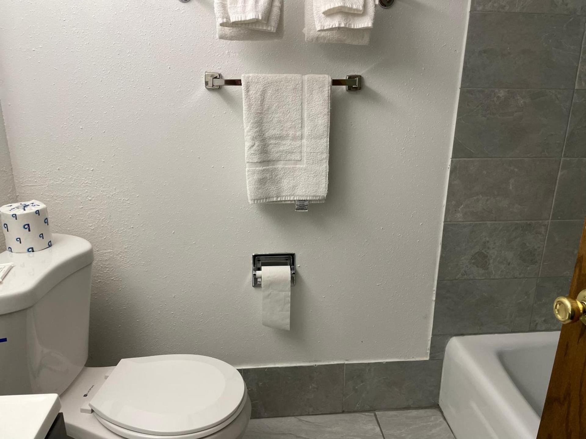 Heritage Inn Hotel photo 15
