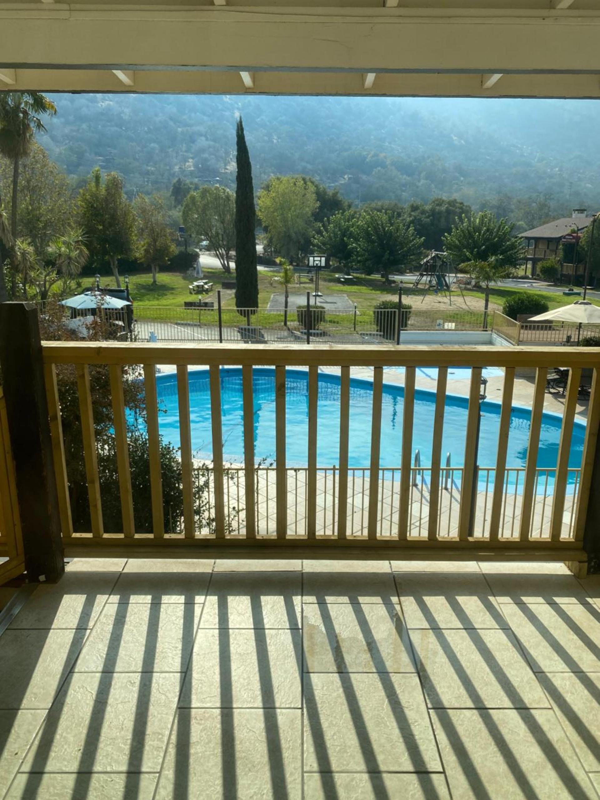 Western Holiday Lodge photo 7