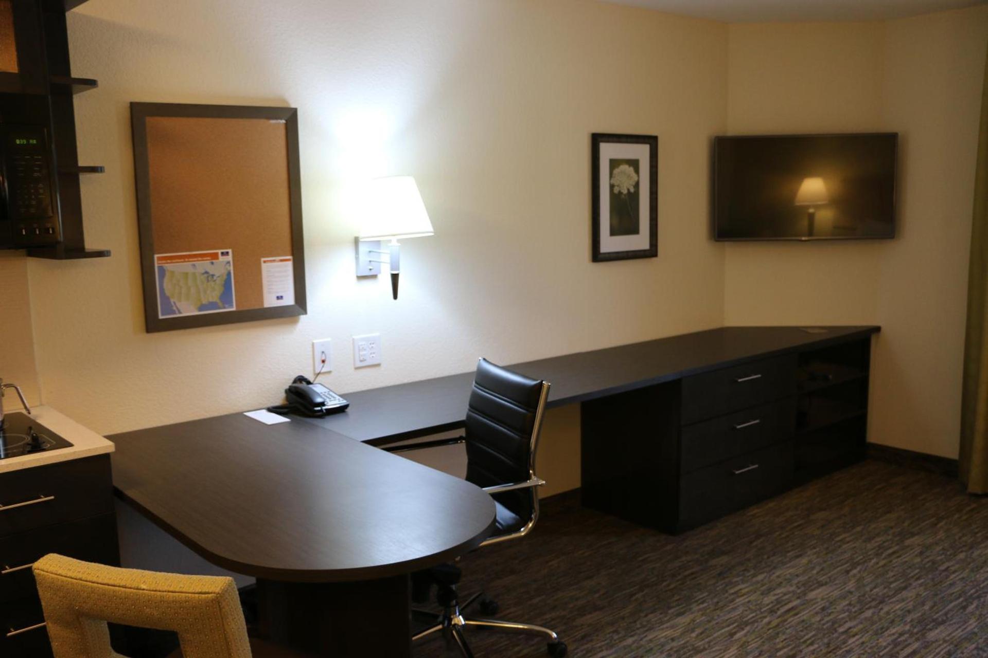 Candlewood Suites Bloomington by IHG photo 30