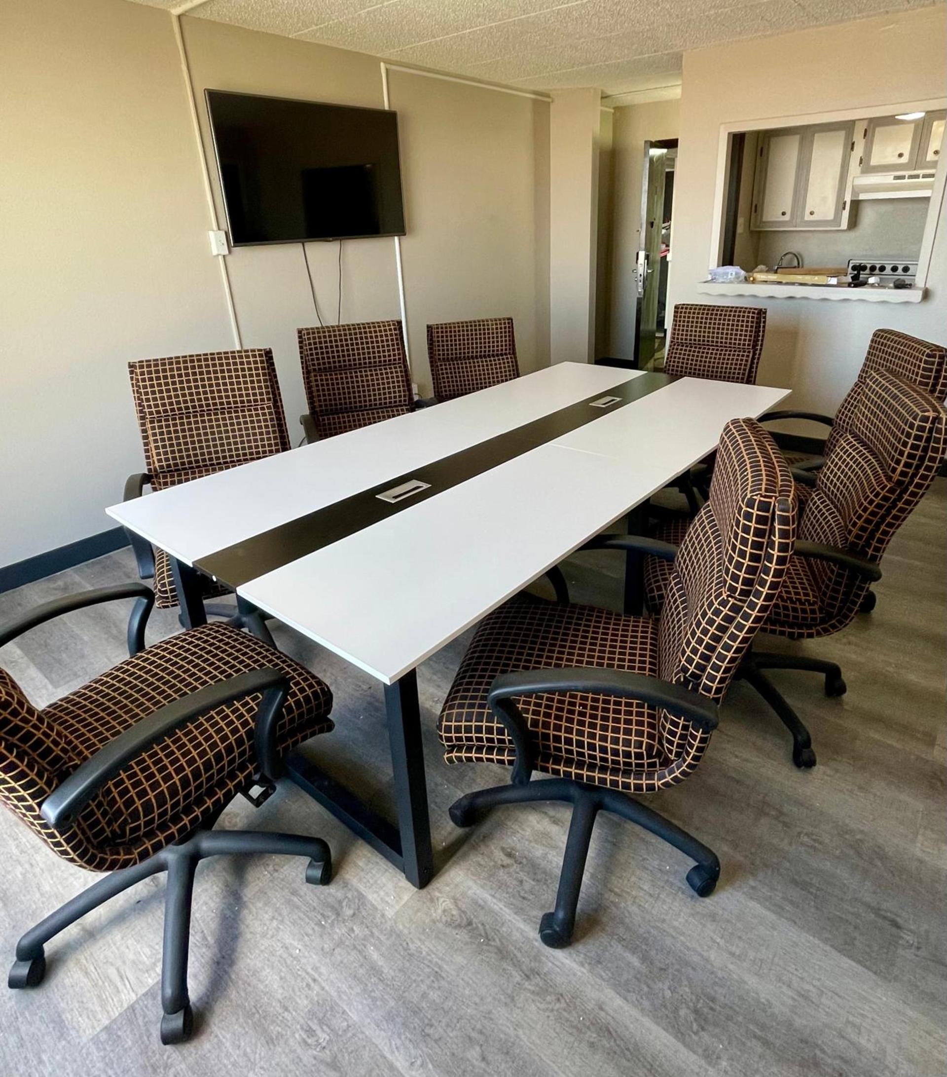 Baymont by Wyndham Laredo photo 47