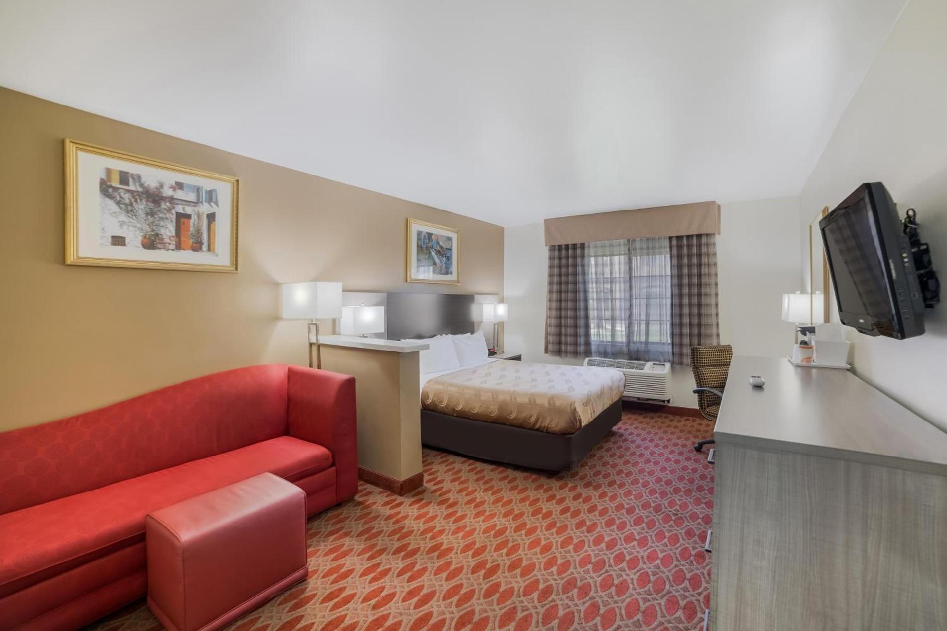 Quality Inn & Suites Goodyear - Phoenix West photo 38