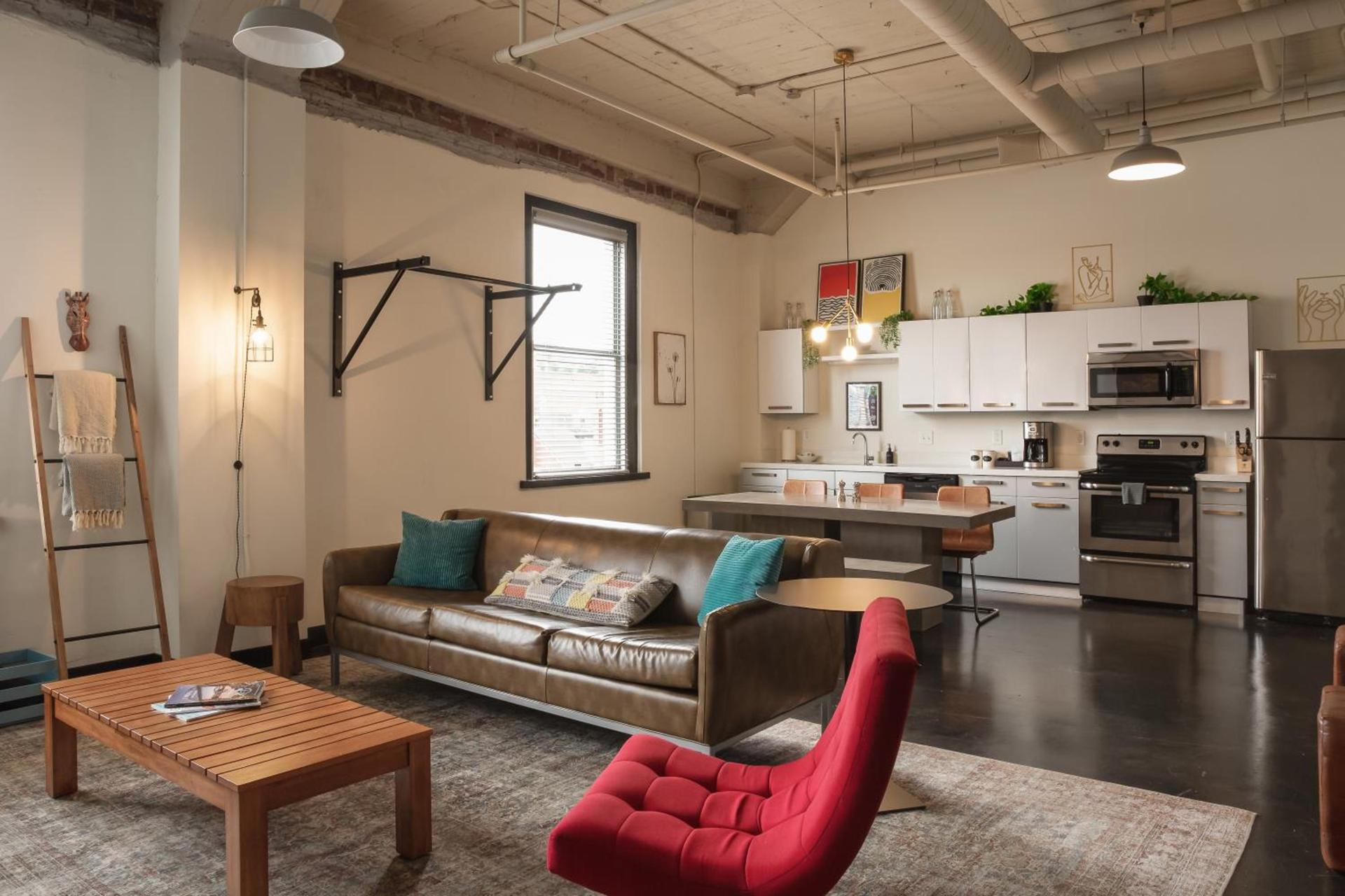Hotel Clemons photo 57